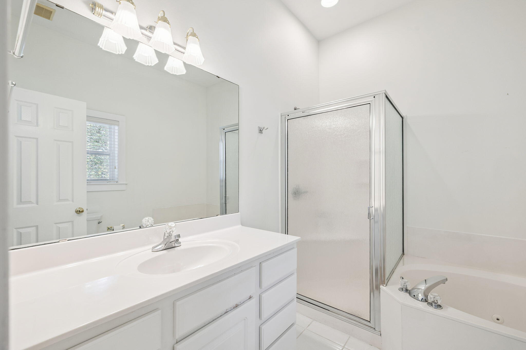 SEAGROVE 1ST ADDN - Residential