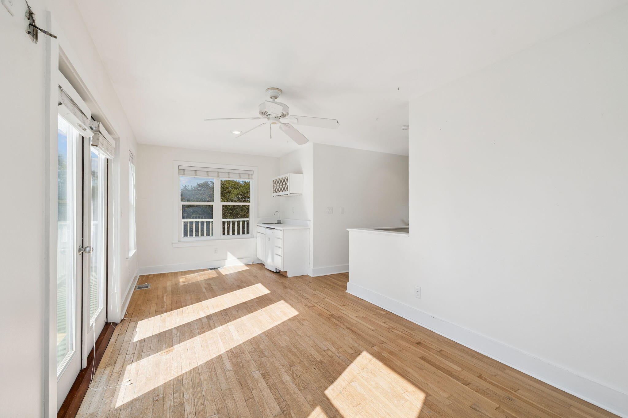 SEAGROVE 1ST ADDN - Residential