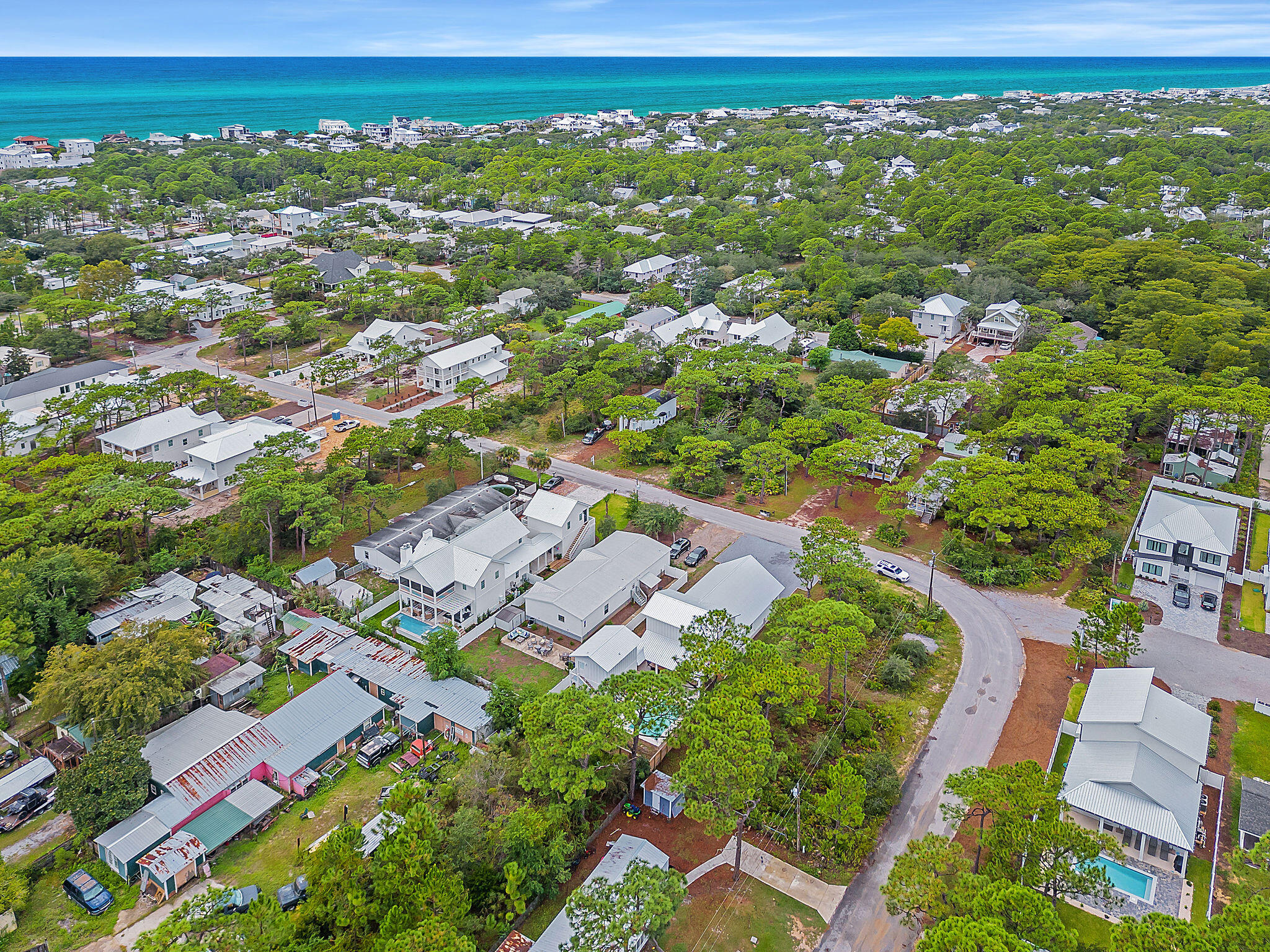 GULF SHORE MANOR - Residential