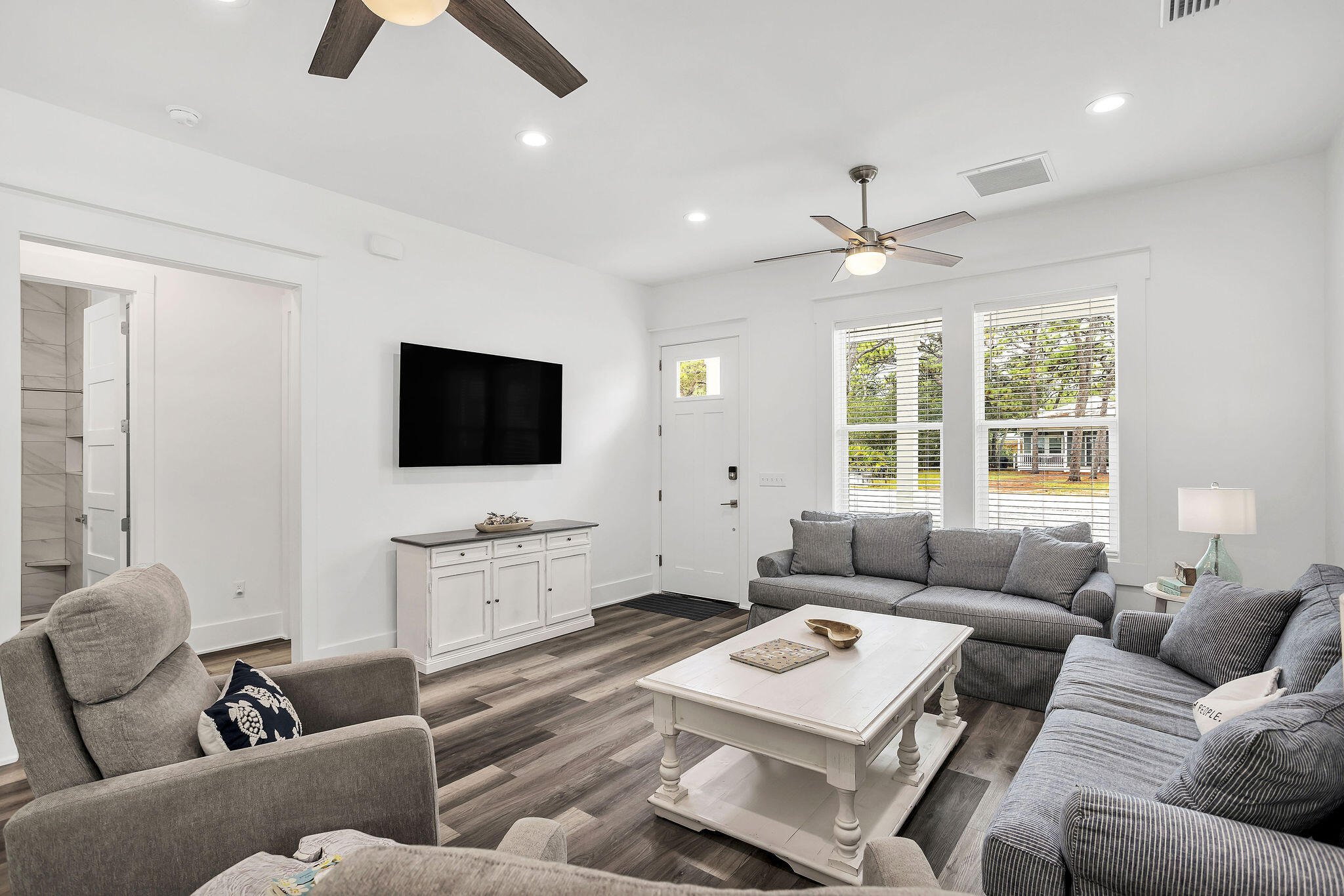 GULF SHORE MANOR - Residential