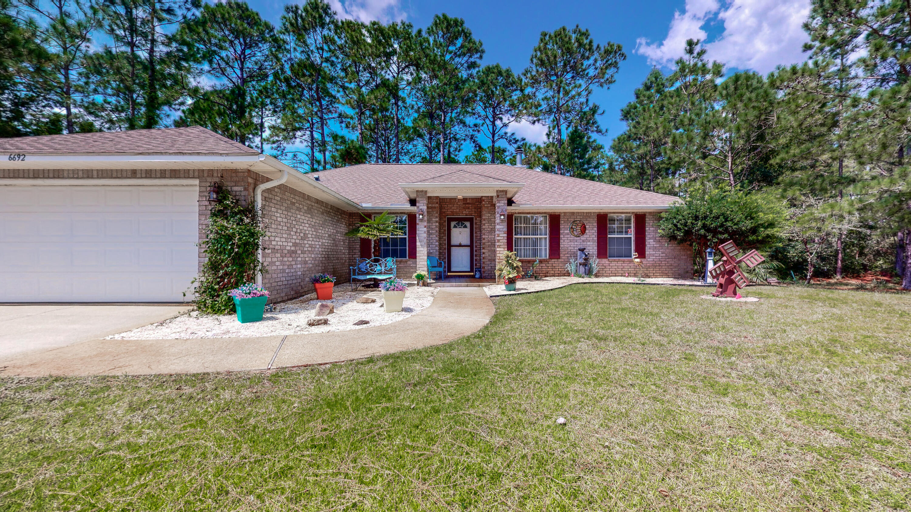 HOLLEY BY THE SEA - Residential