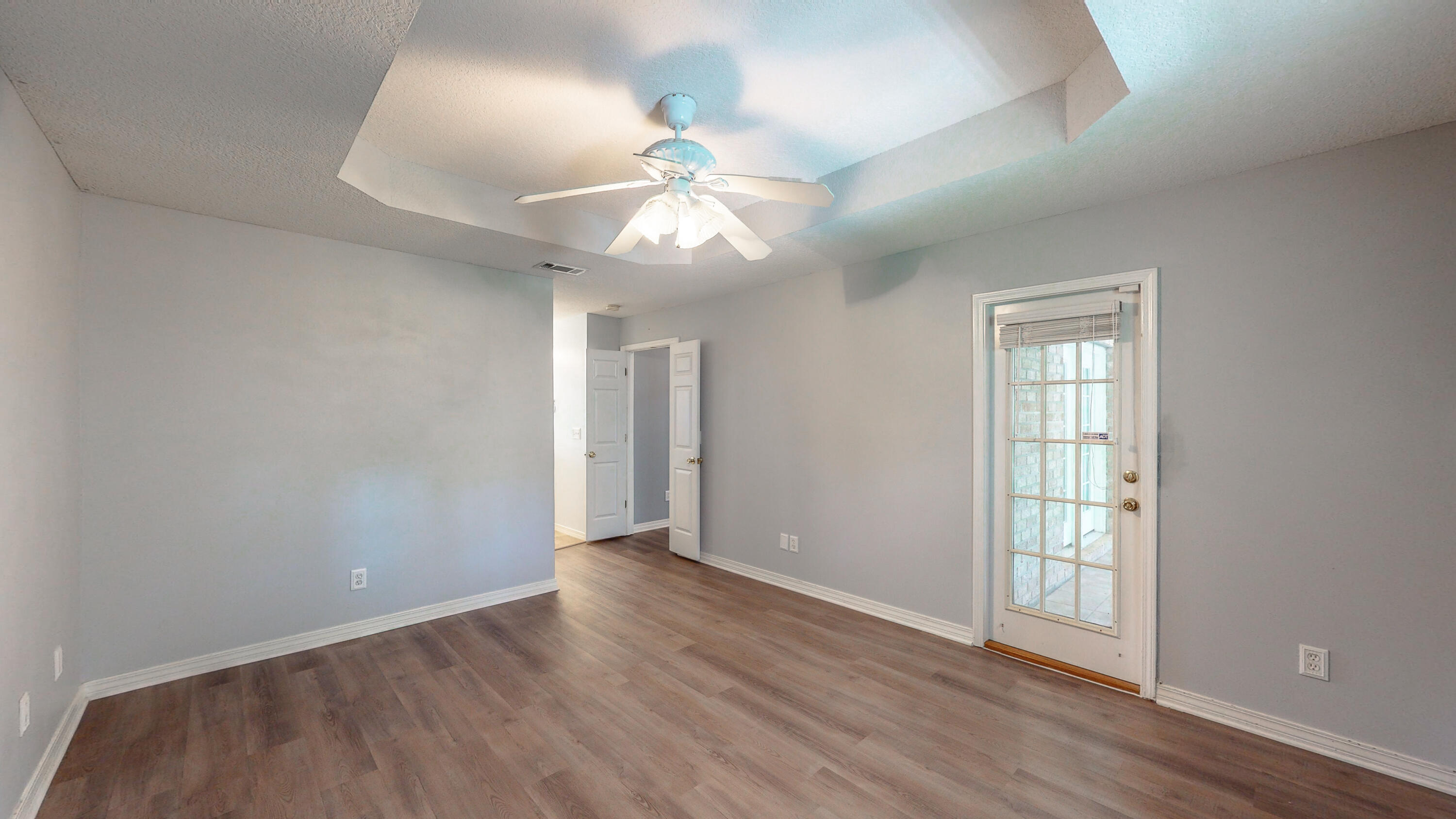HOLLEY BY THE SEA - Residential