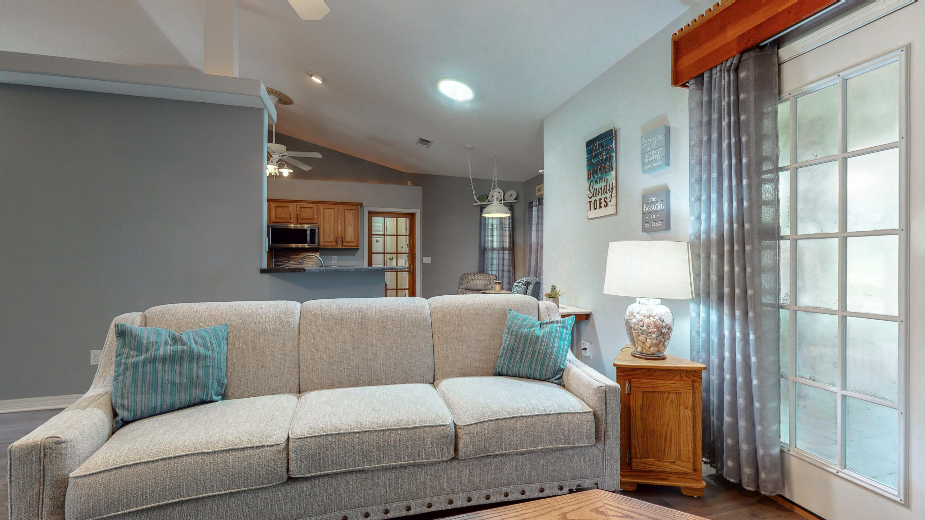 HOLLEY BY THE SEA - Residential