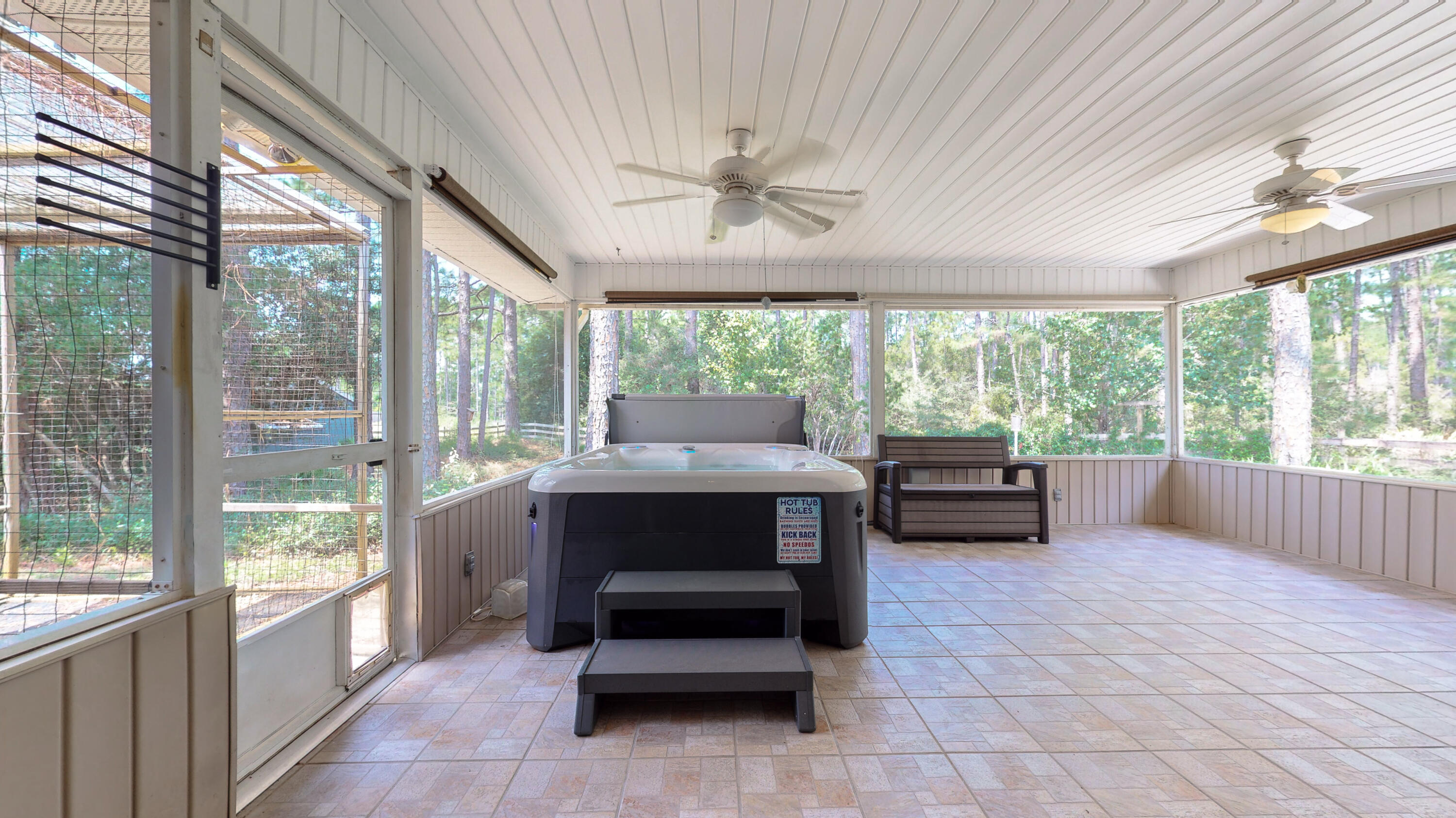 HOLLEY BY THE SEA - Residential