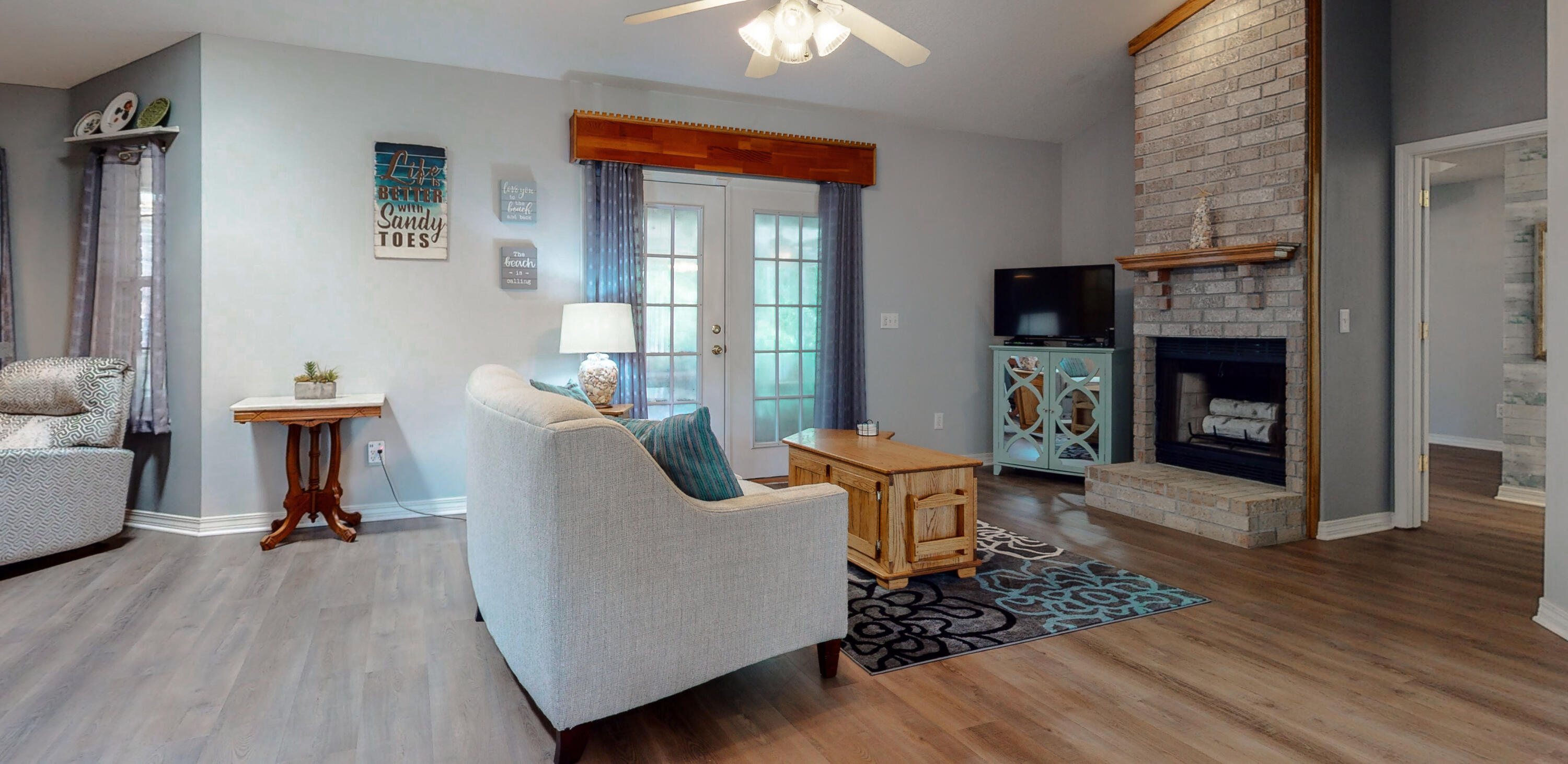 HOLLEY BY THE SEA - Residential