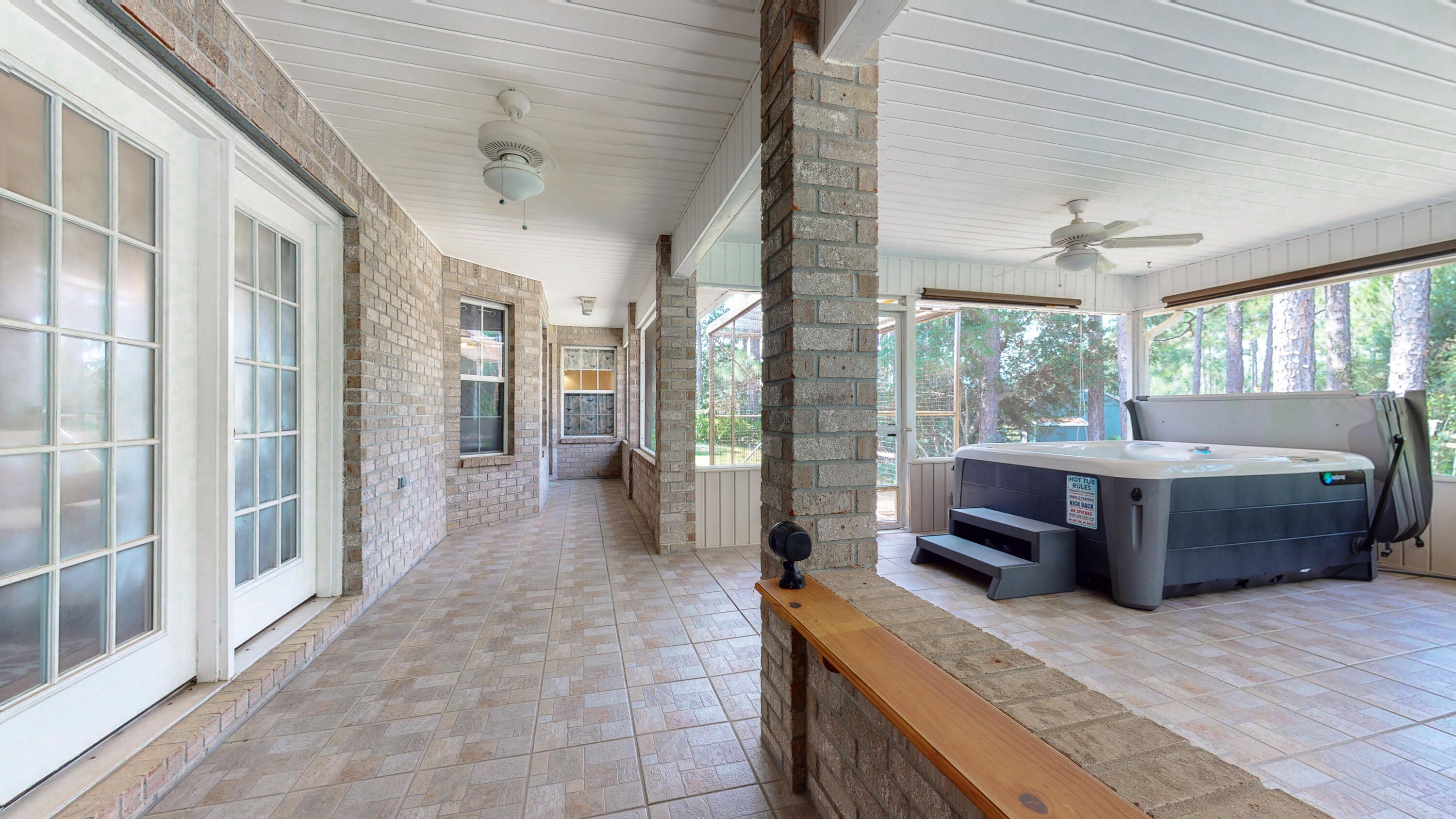 HOLLEY BY THE SEA - Residential