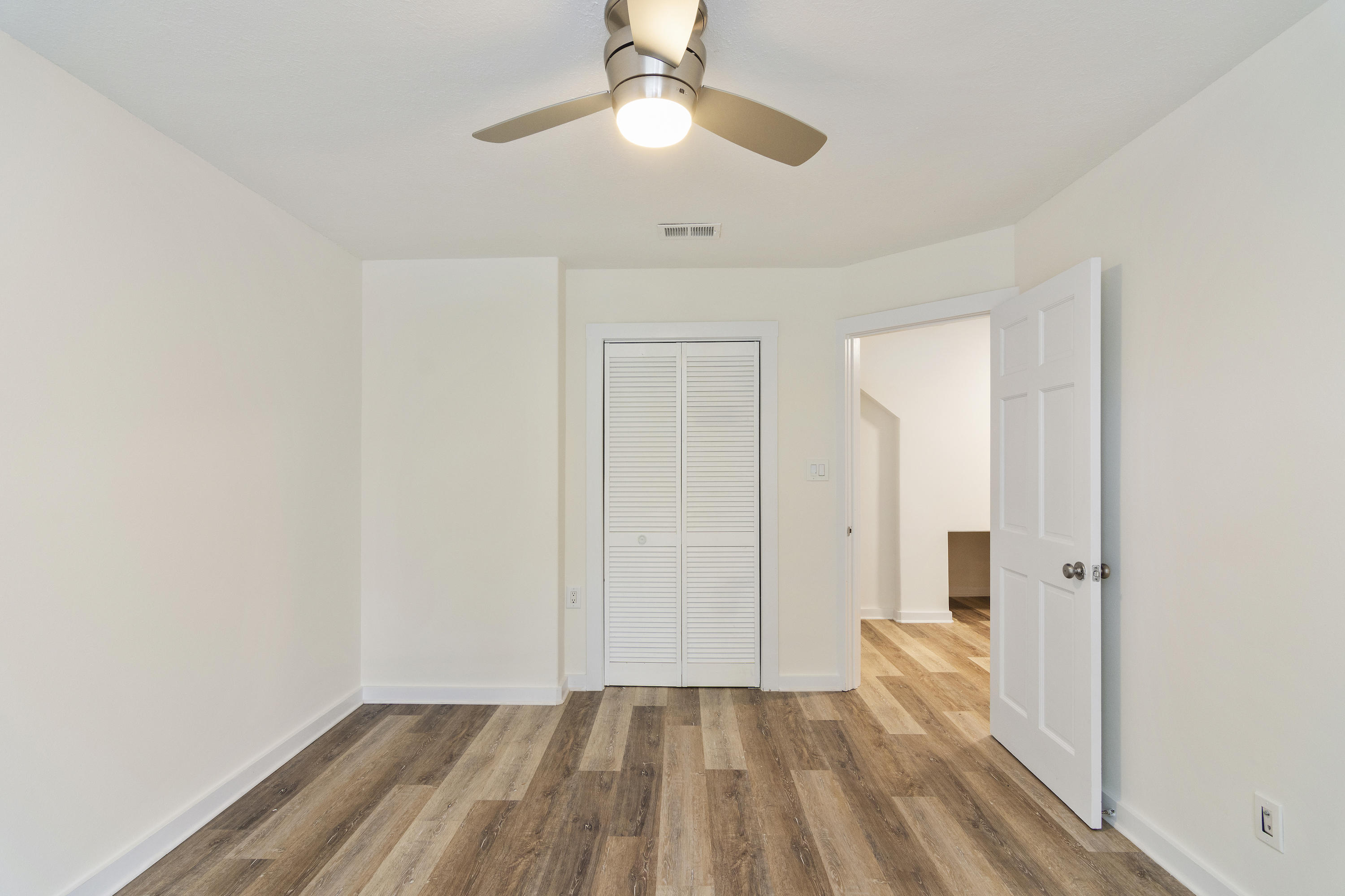 HENDERSON PARK TH - Residential