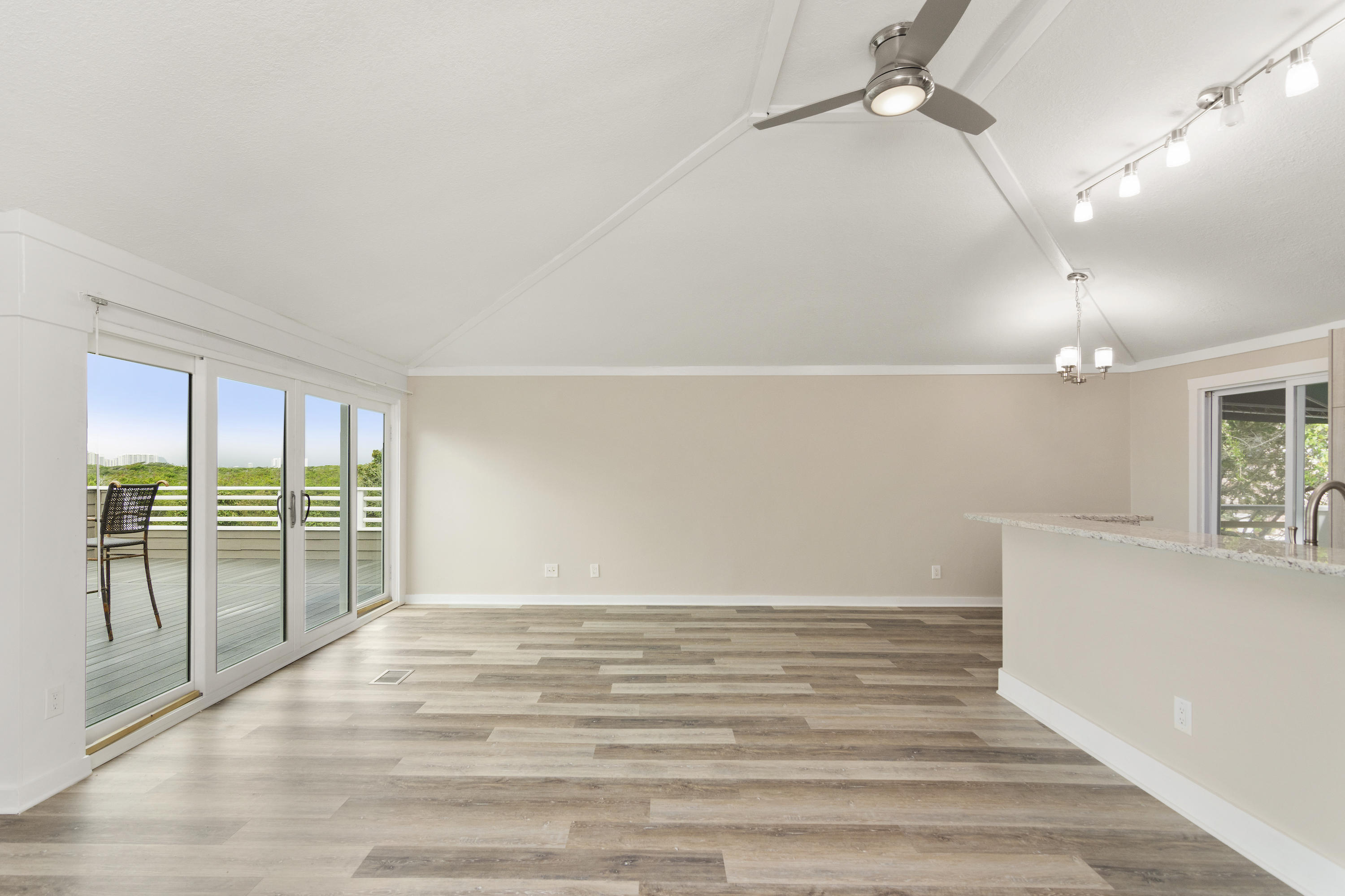 HENDERSON PARK TH - Residential