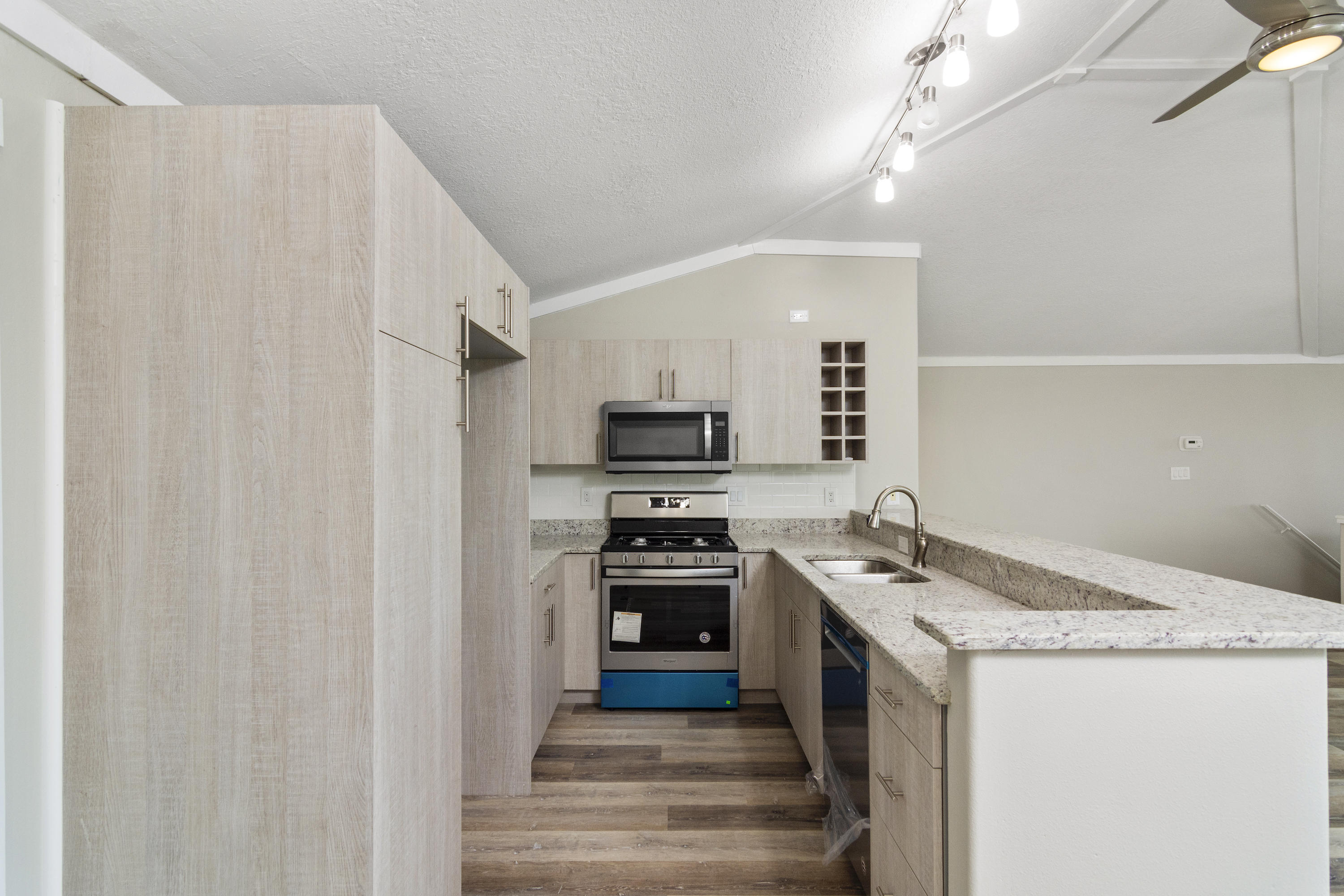 HENDERSON PARK TH - Residential