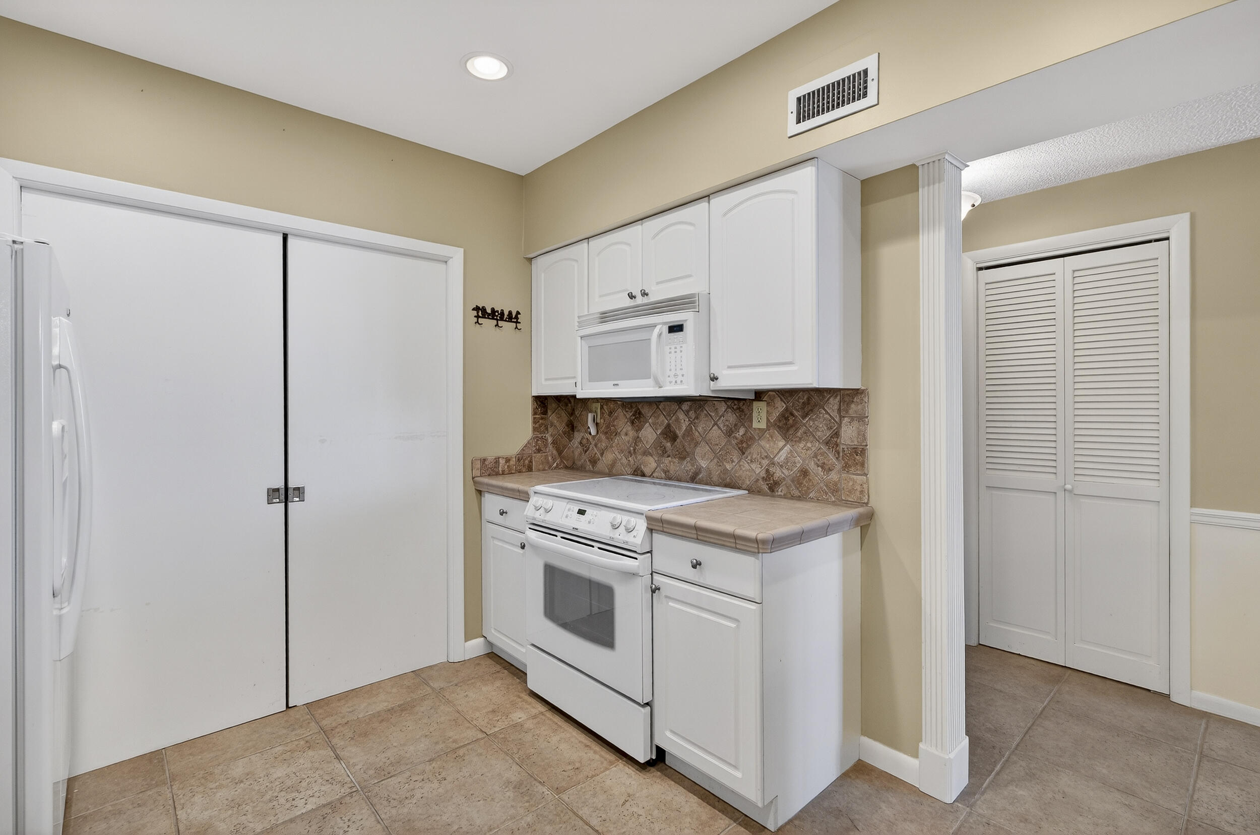 TIDES OF DESTIN - Residential