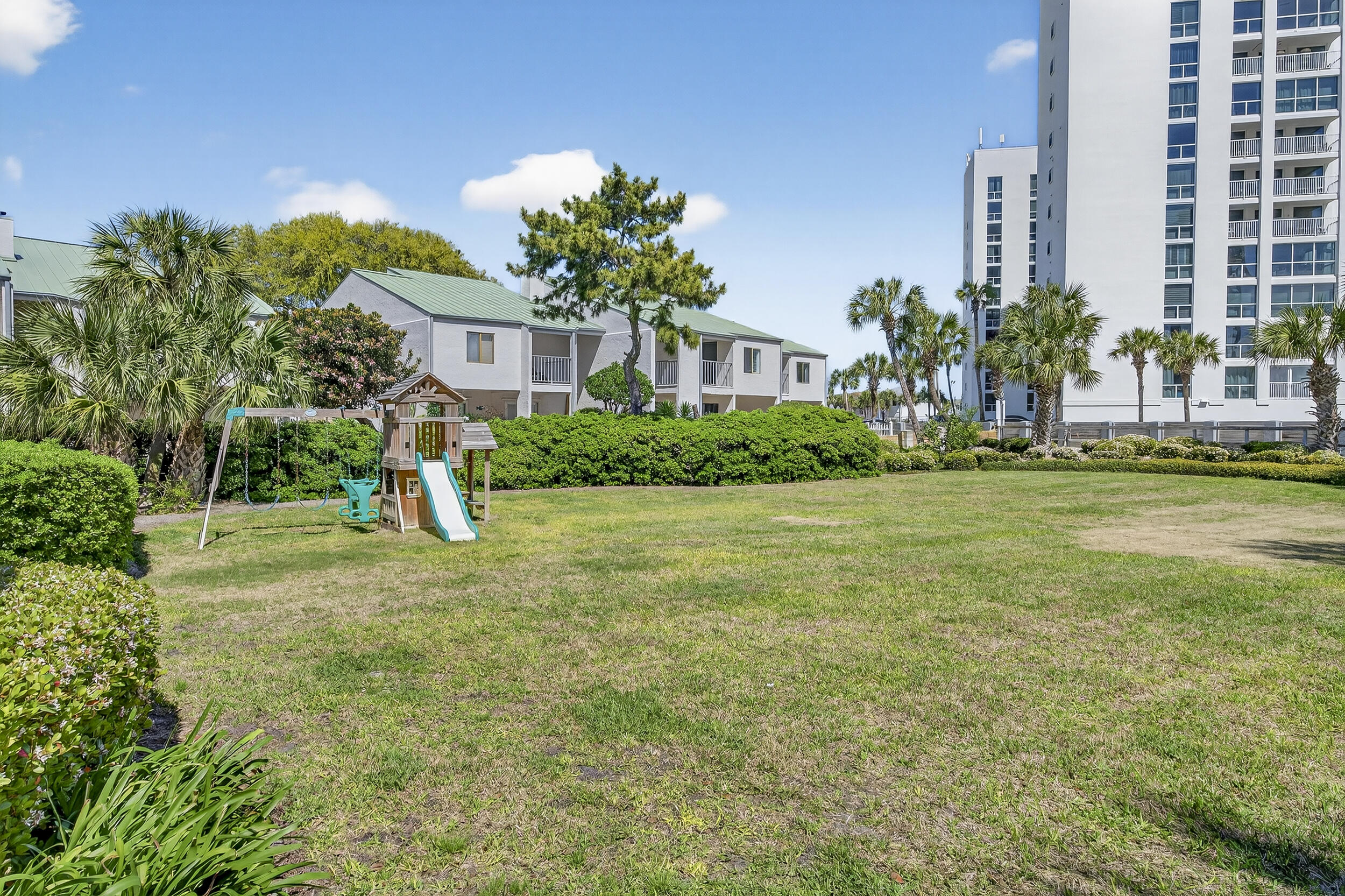 TIDES OF DESTIN - Residential