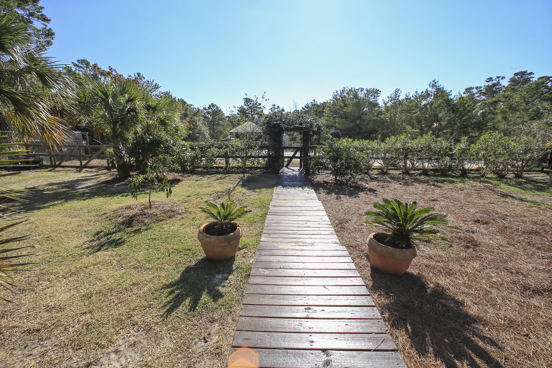 GULF HILLS ESTATES UNREC - Residential