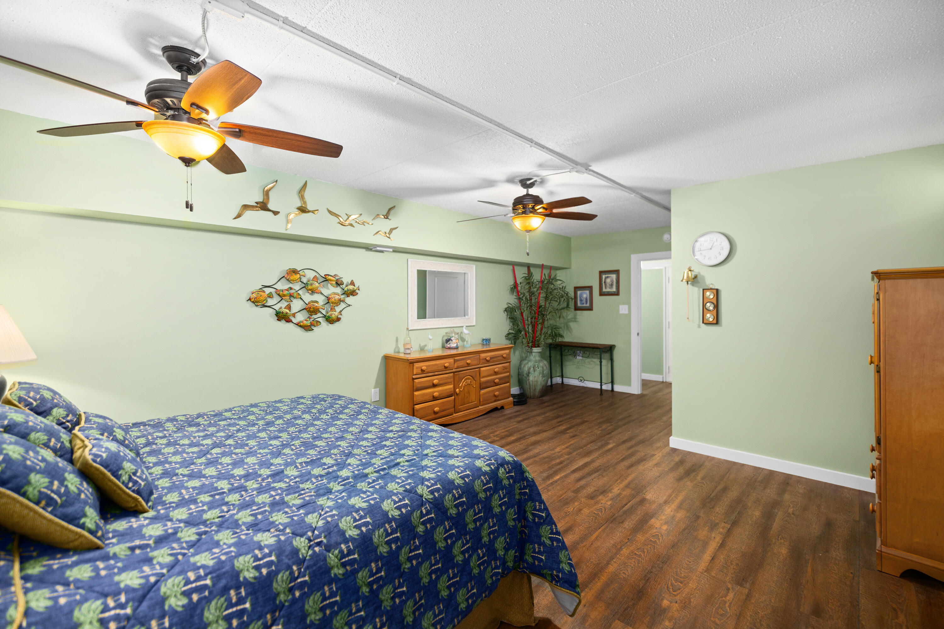 WYNNEHAVEN BEACH ESTATES - Residential