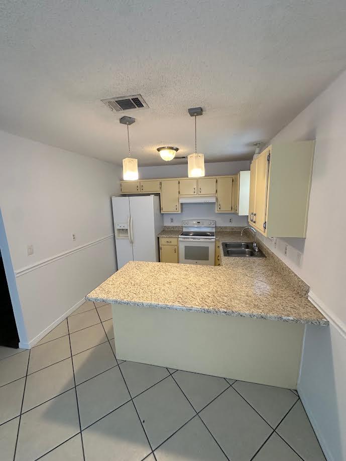 MILLS LANDING - Residential Lease