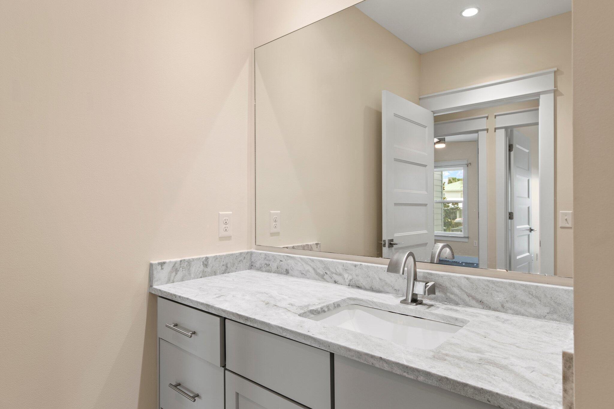 Soundside Lofts - Residential Lease