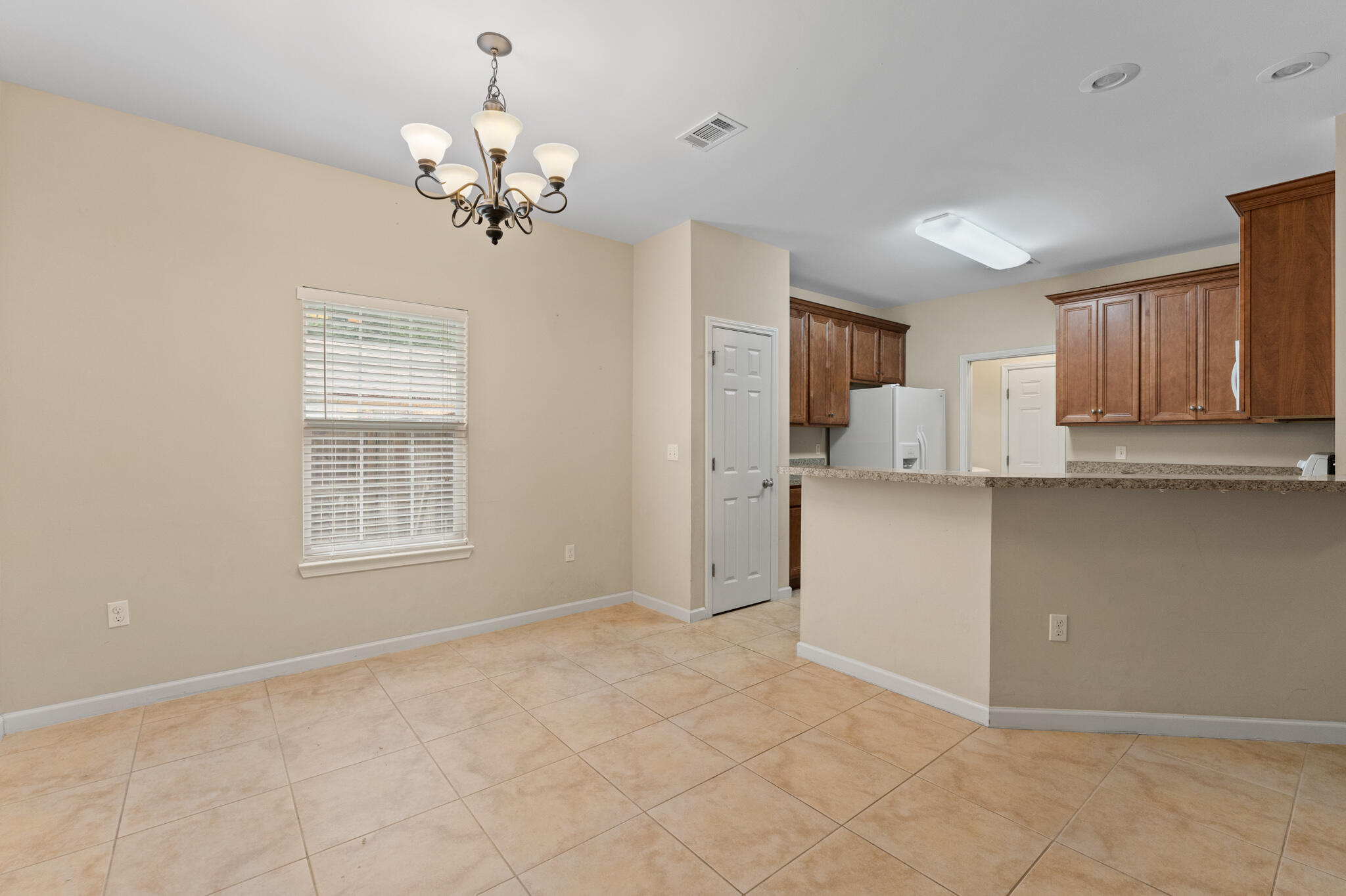 Heights Add VALP, Lot 19 BLK 5 - Residential