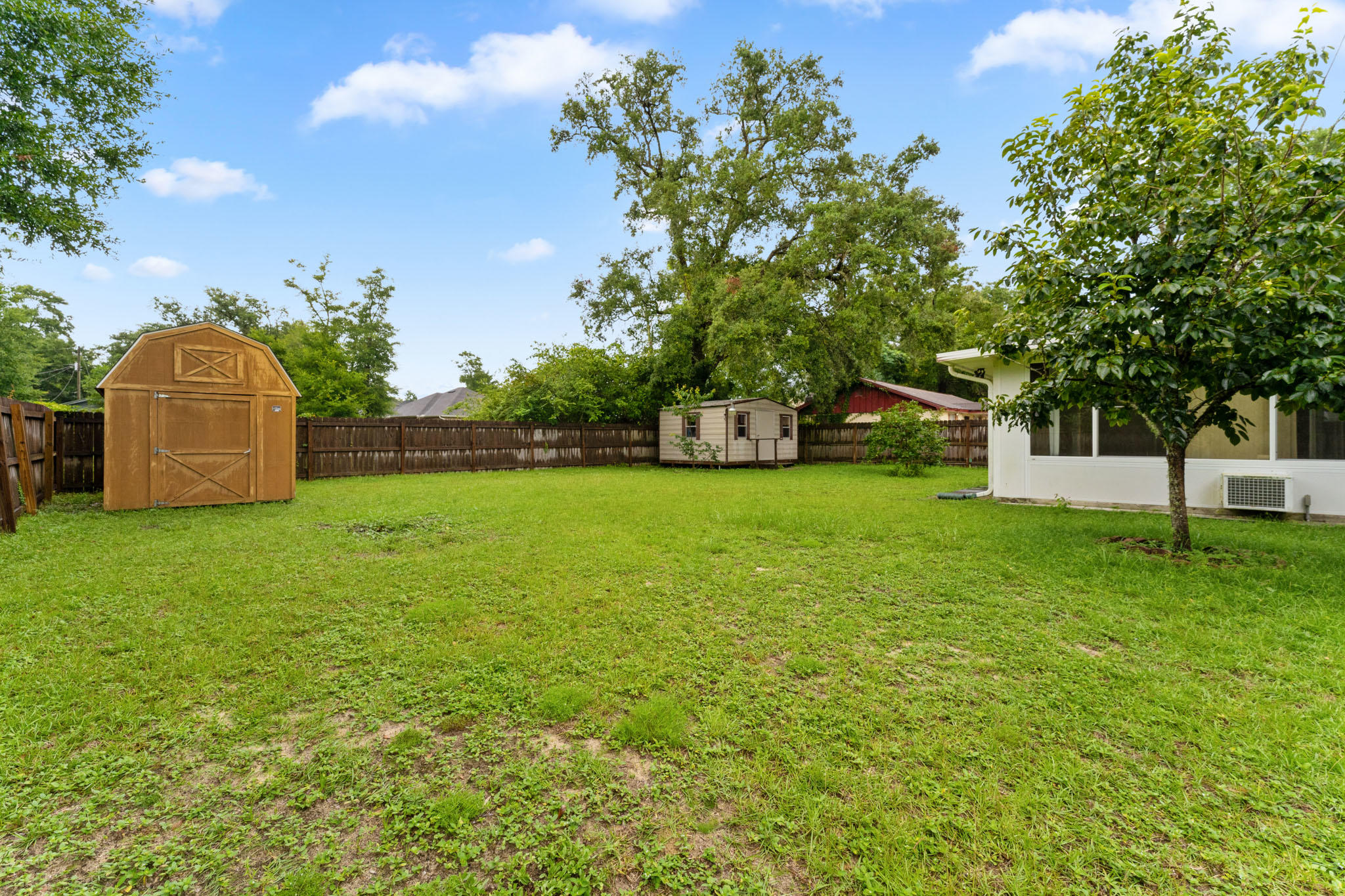 Heights Add VALP, Lot 19 BLK 5 - Residential