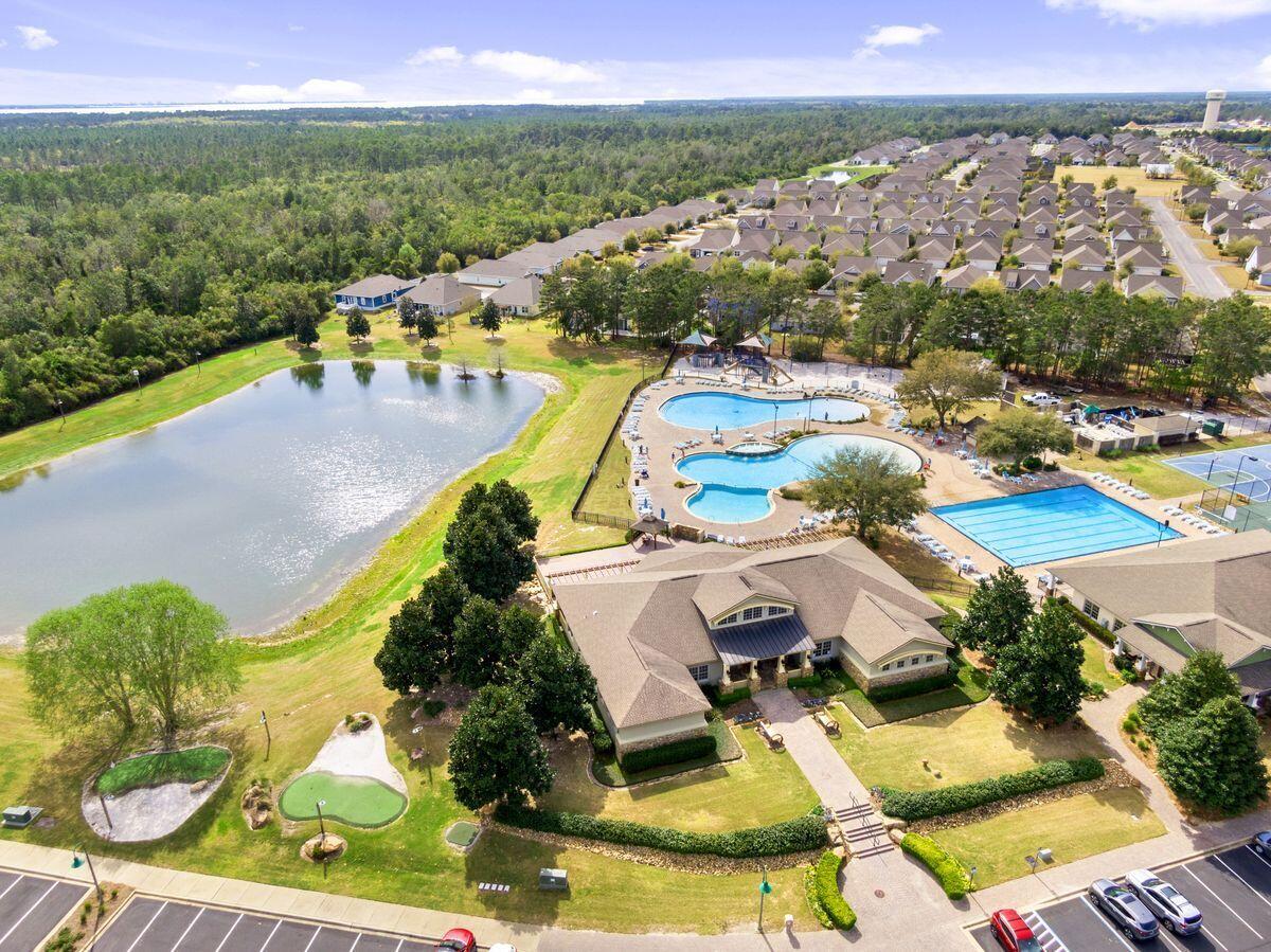 HAMMOCK BAY - Residential