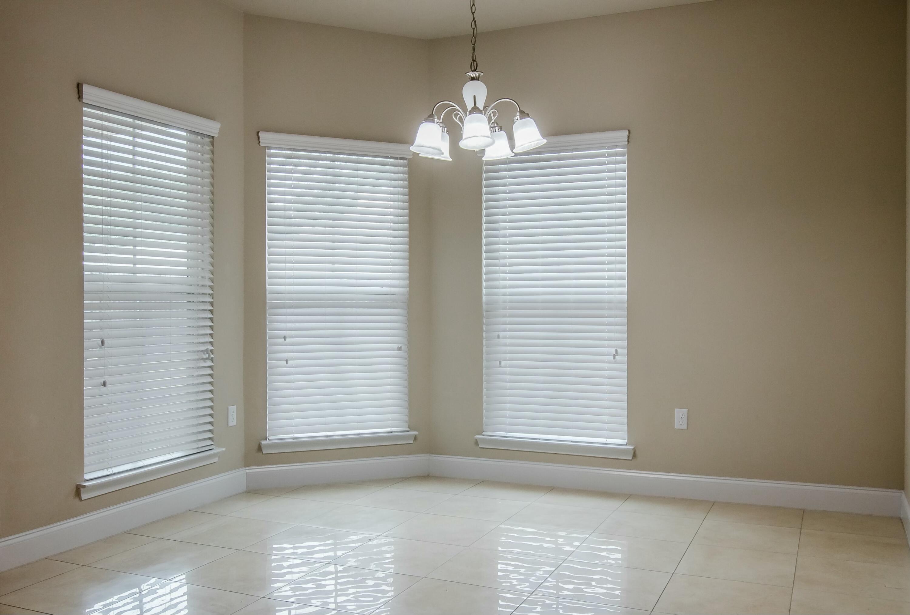 DUGGAN POND ESTATES - Residential Lease