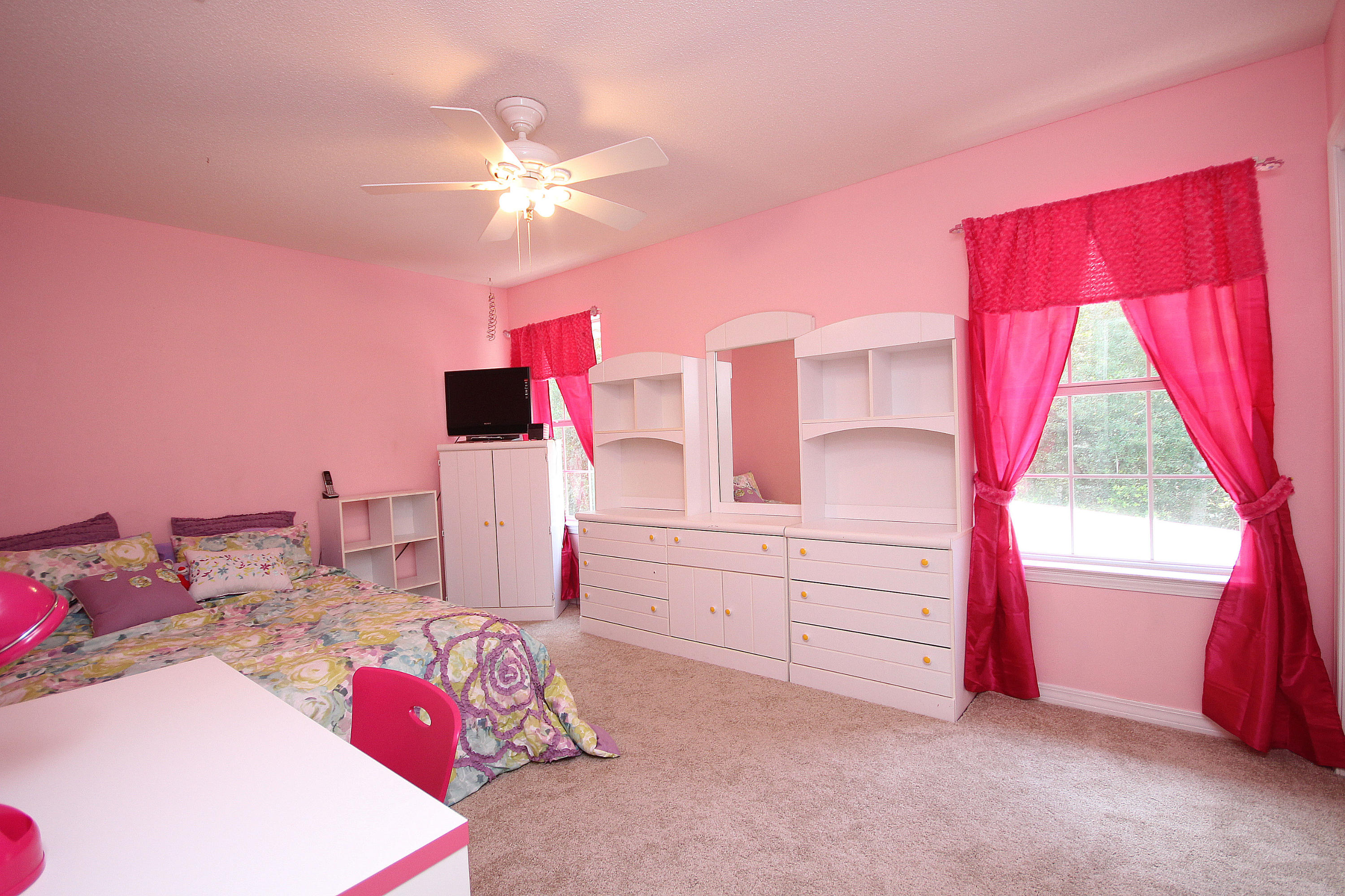 VILLAGE OF BOLTON AT BLUEWATER BAY - Residential