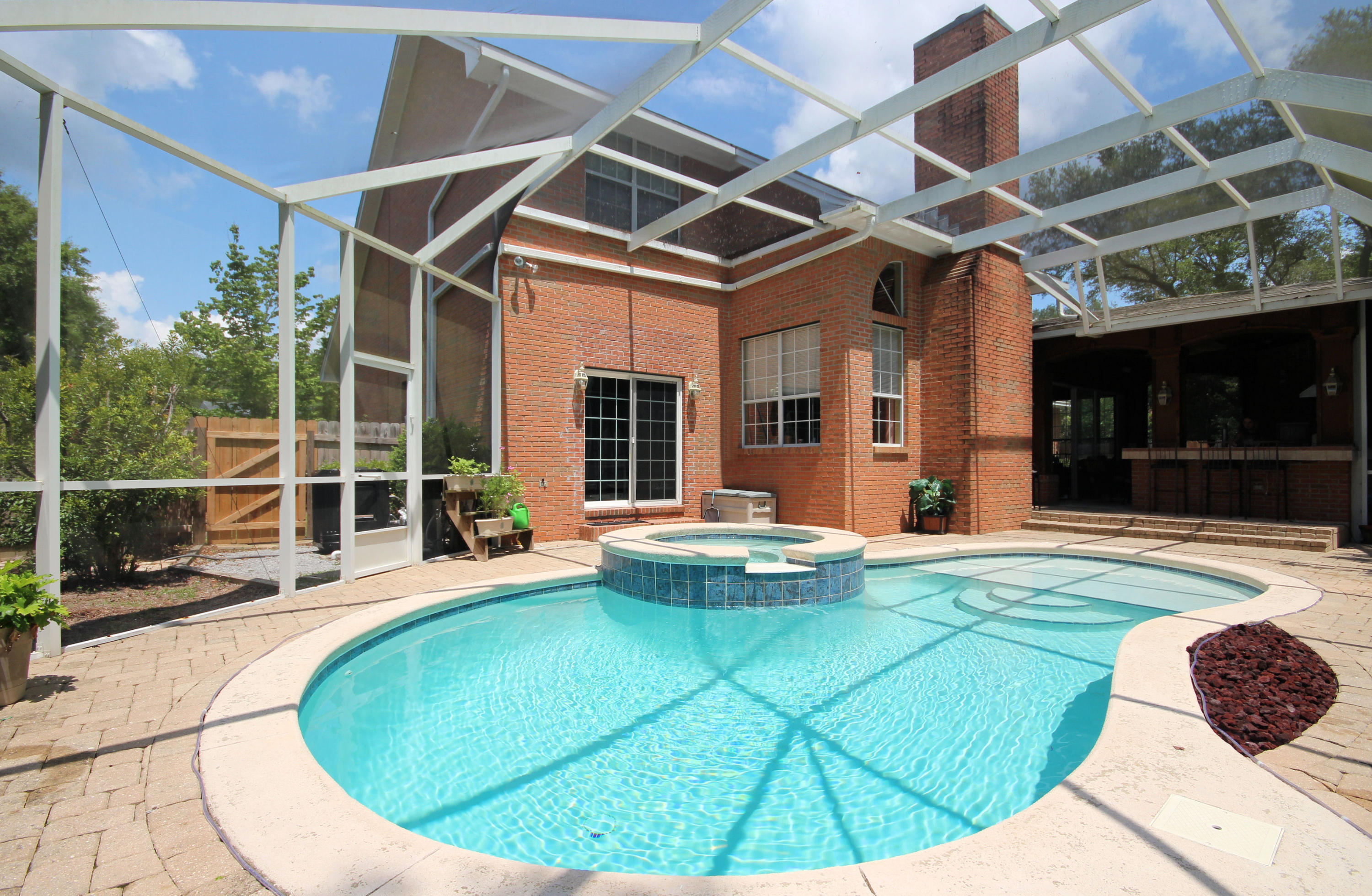 VILLAGE OF BOLTON AT BLUEWATER BAY - Residential