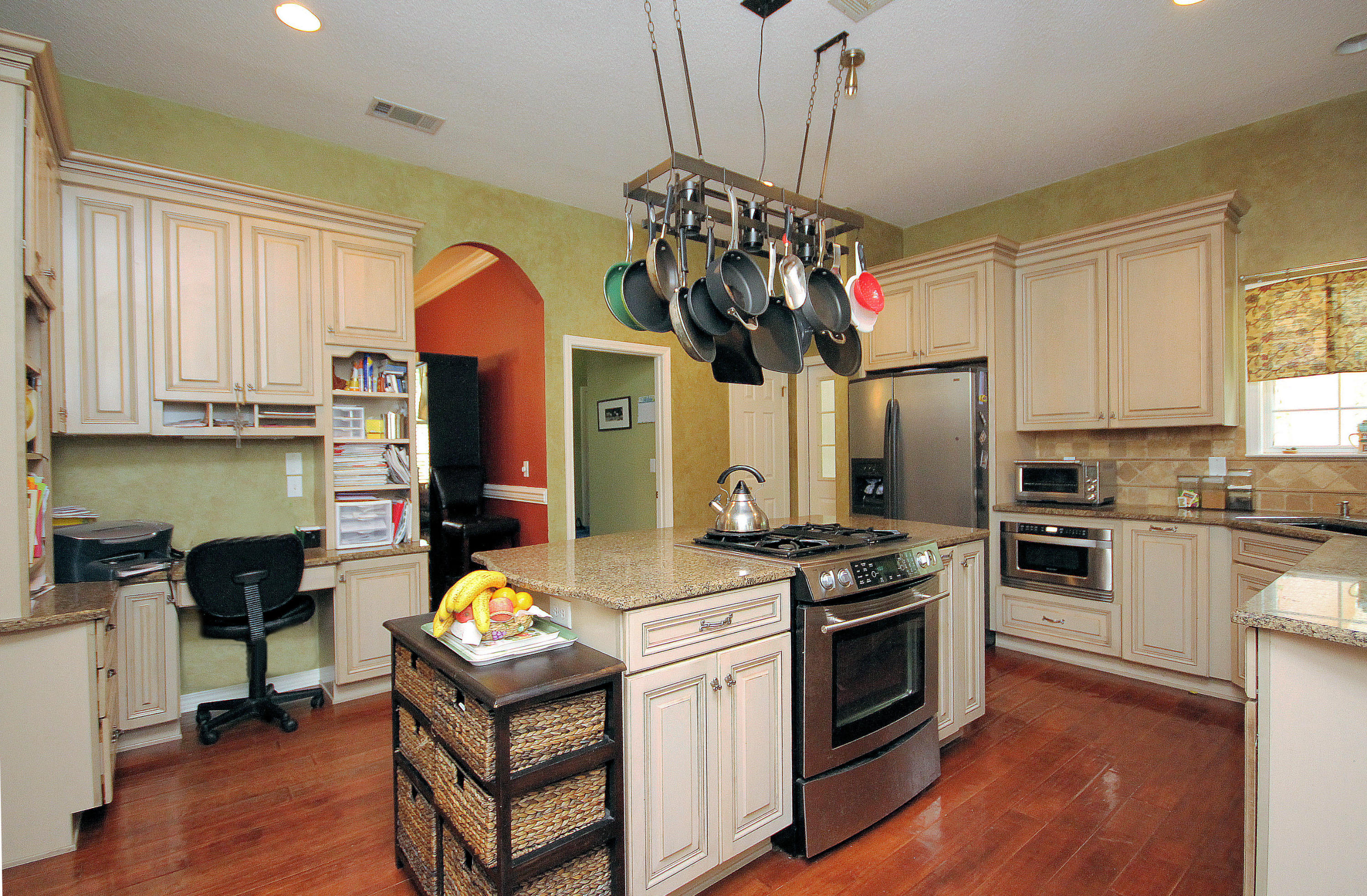 VILLAGE OF BOLTON AT BLUEWATER BAY - Residential