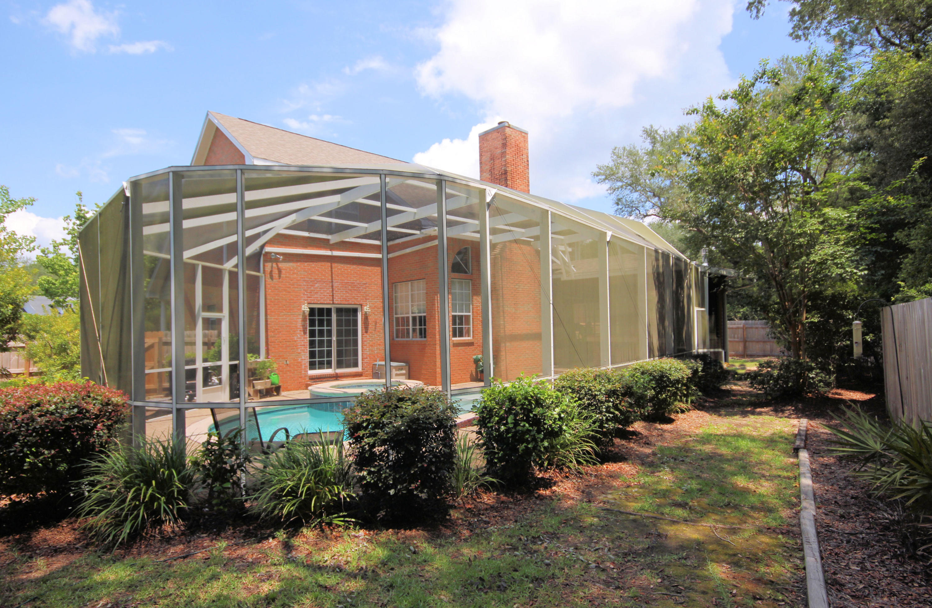 VILLAGE OF BOLTON AT BLUEWATER BAY - Residential