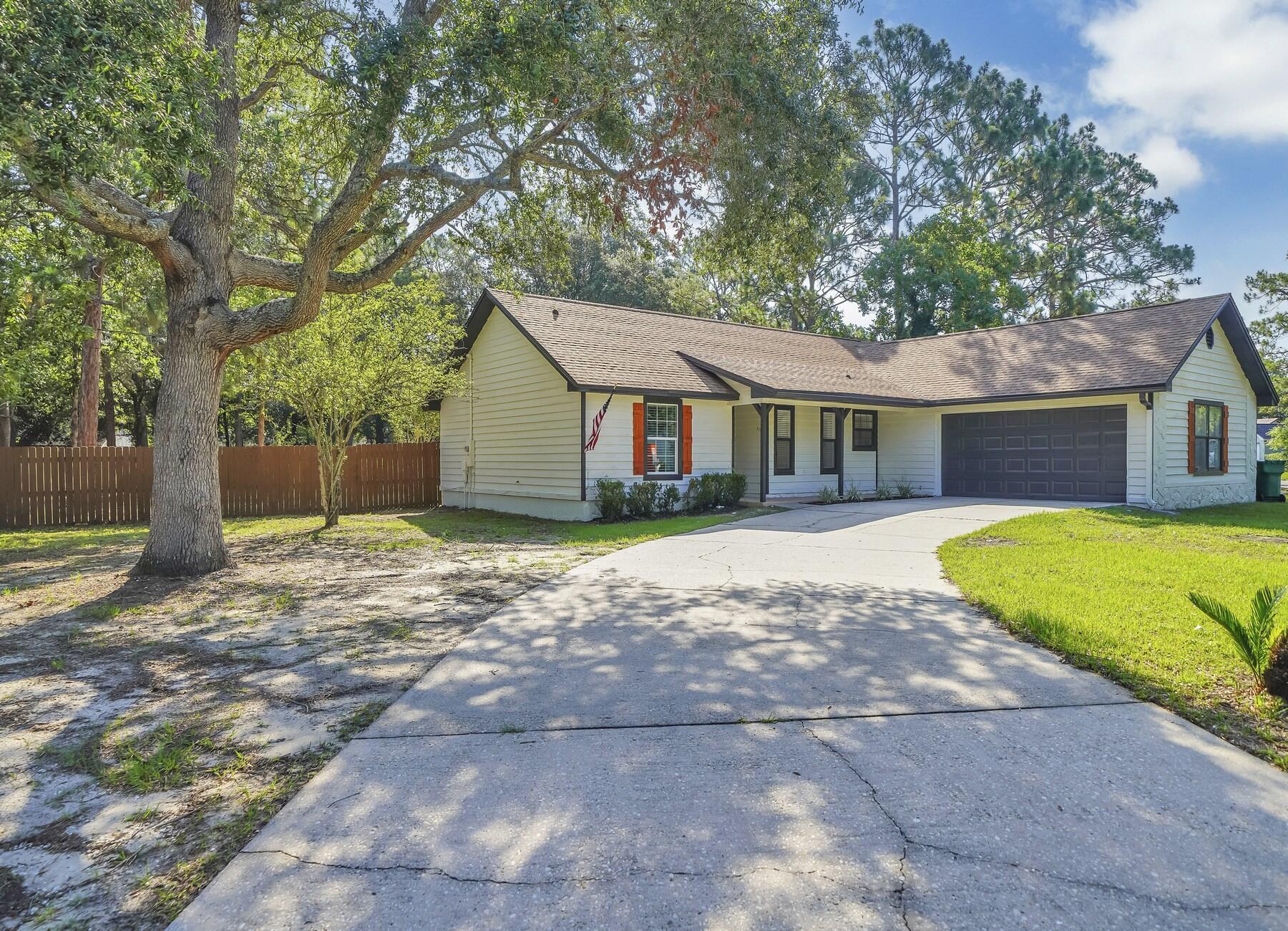 SHOAL WOOD ESTATES 1ST PH 1 - Residential