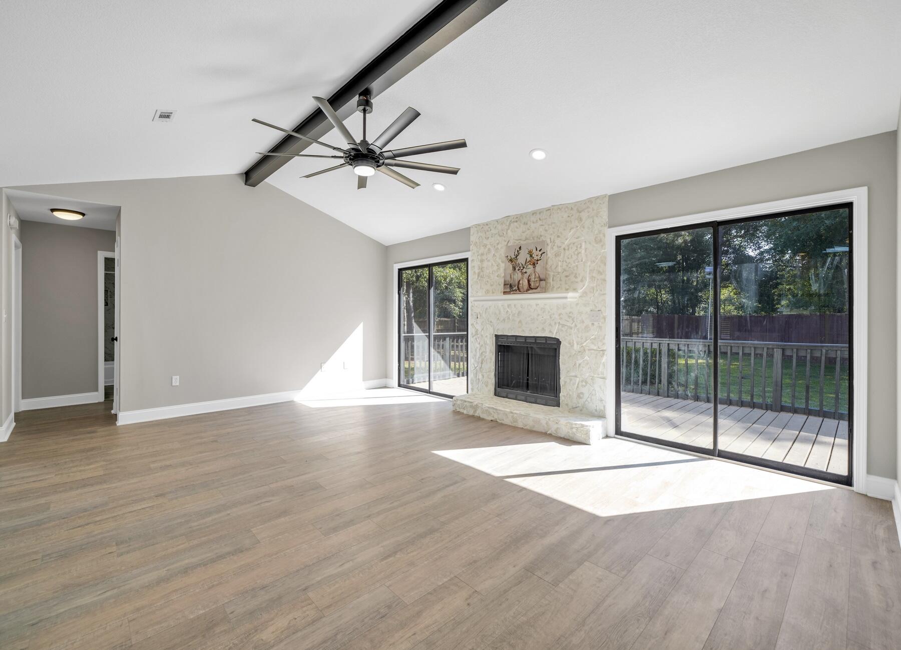 SHOAL WOOD ESTATES 1ST PH 1 - Residential