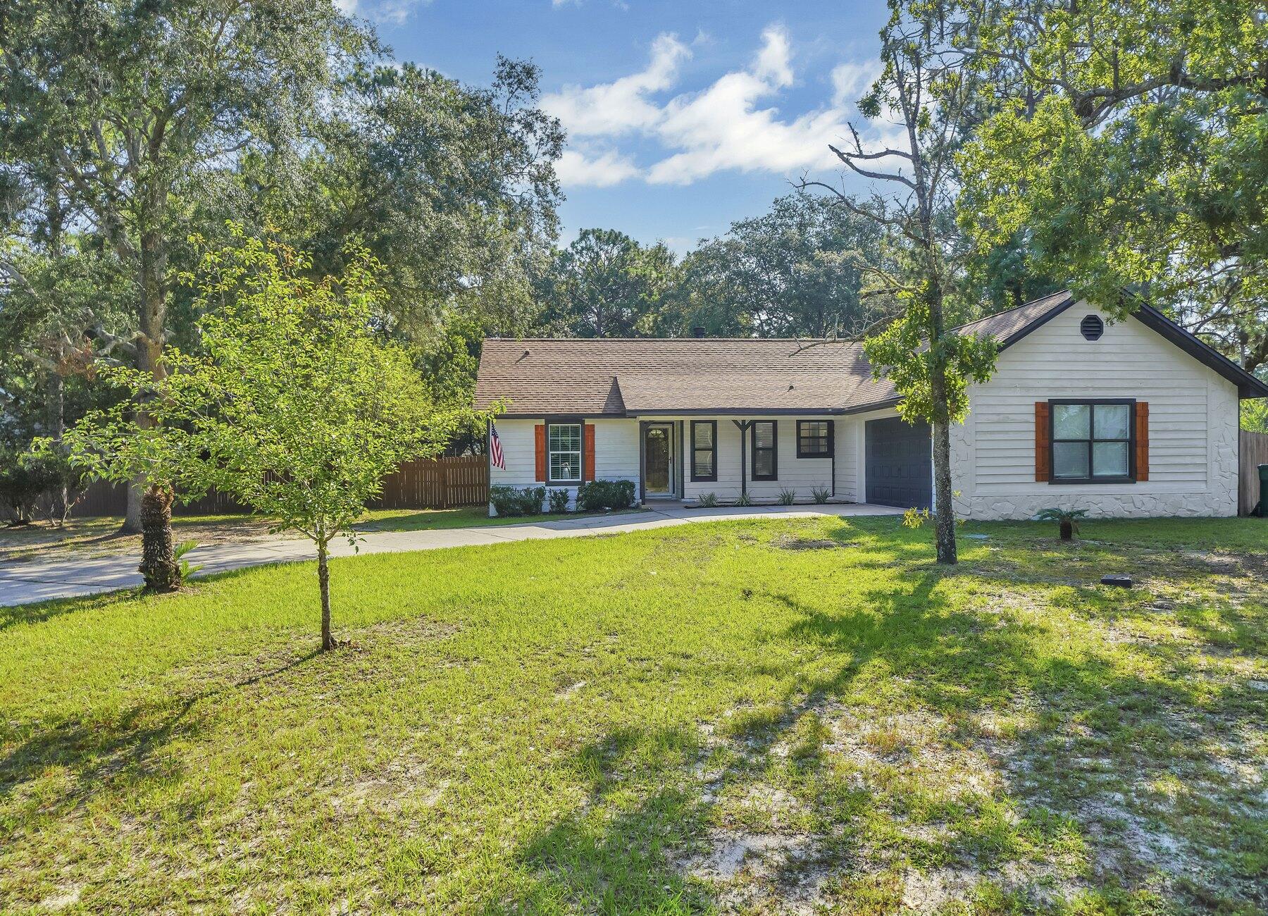 SHOAL WOOD ESTATES 1ST PH 1 - Residential