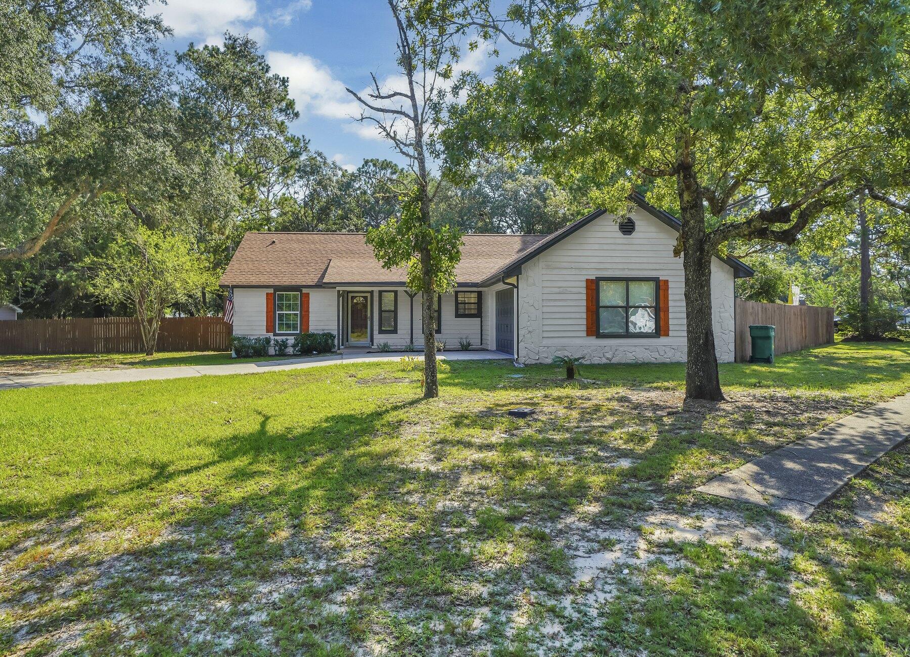 SHOAL WOOD ESTATES 1ST PH 1 - Residential