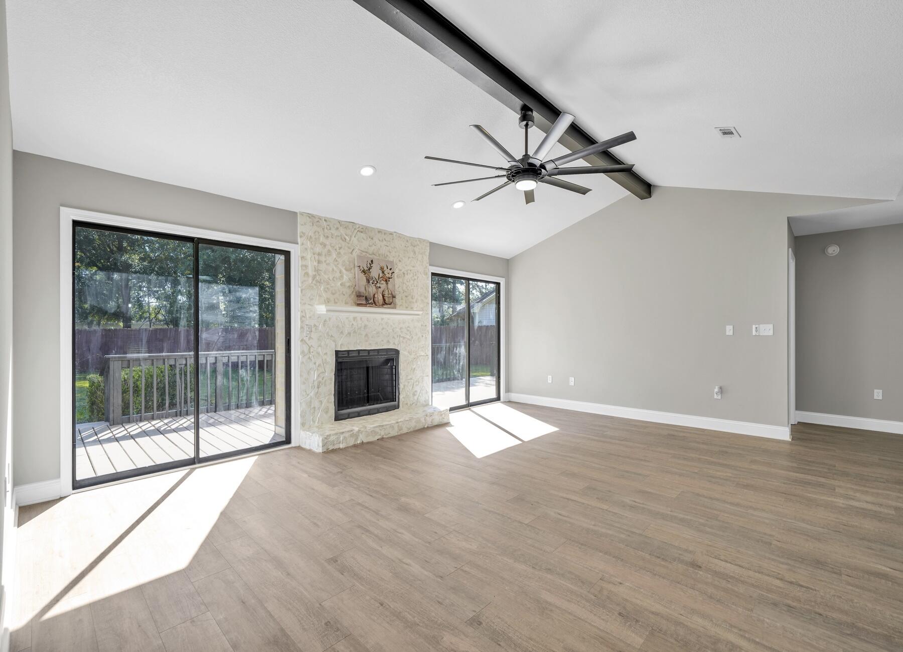 SHOAL WOOD ESTATES 1ST PH 1 - Residential