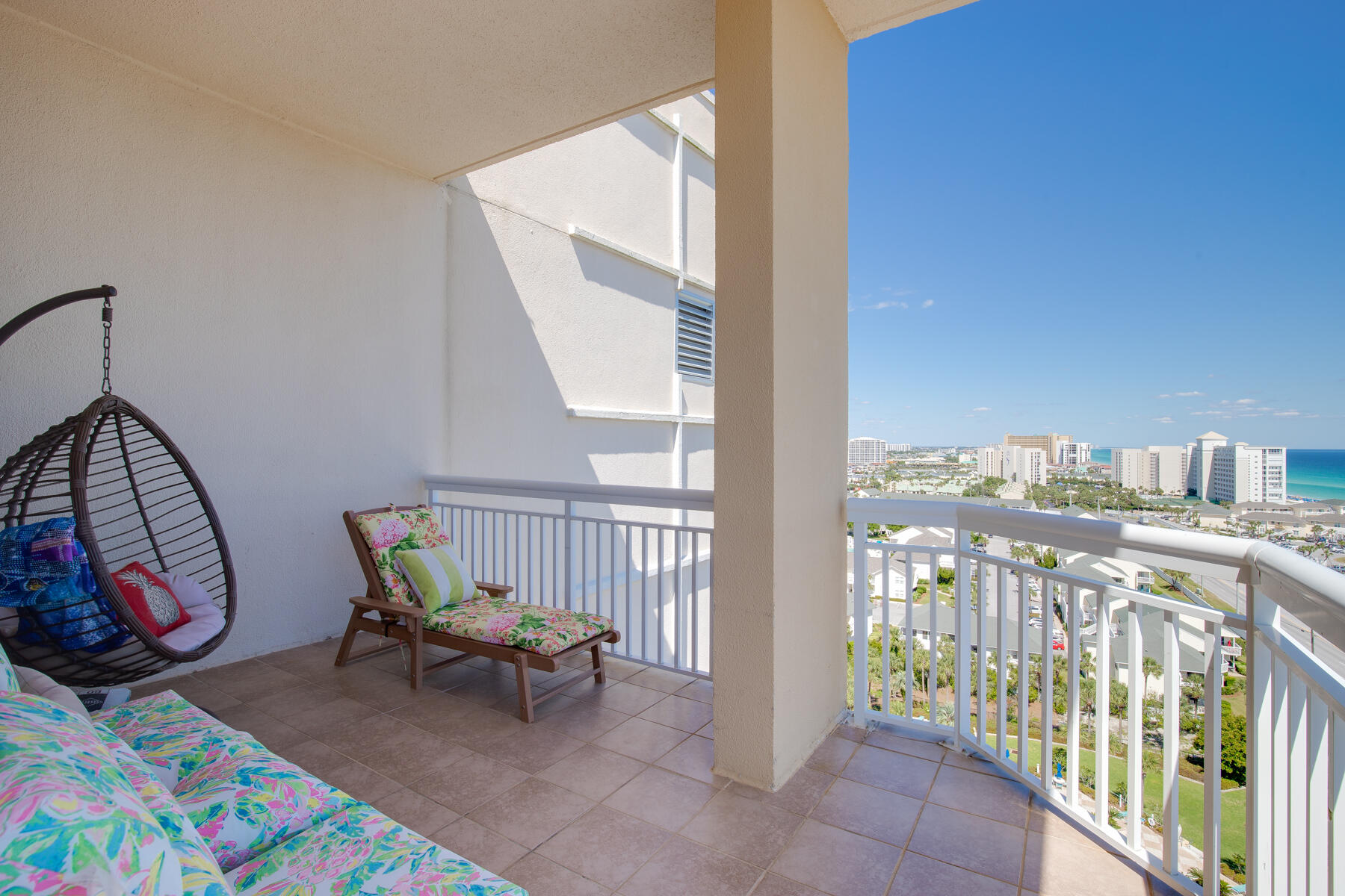 HARBOR LANDING - Residential