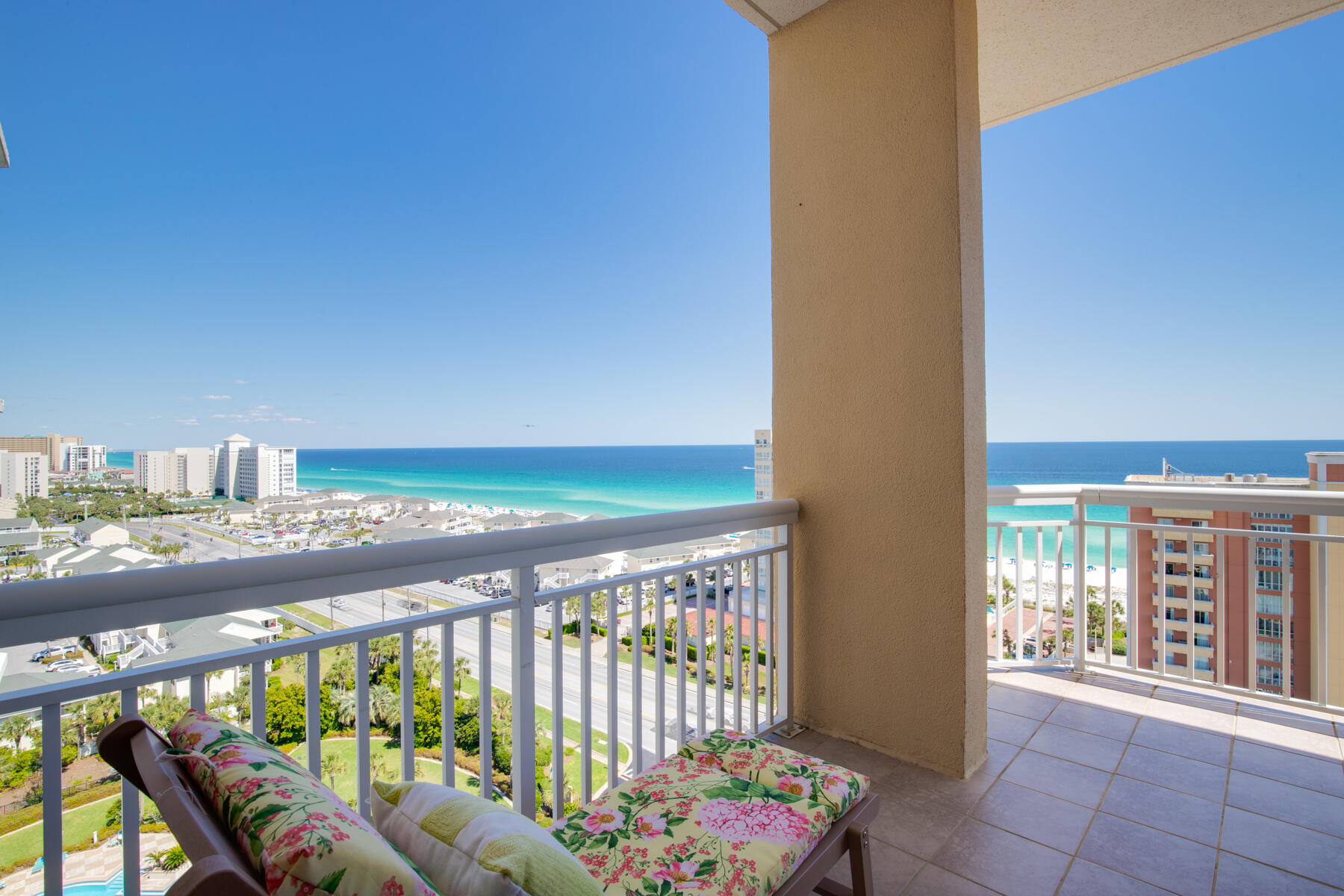 HARBOR LANDING - Residential