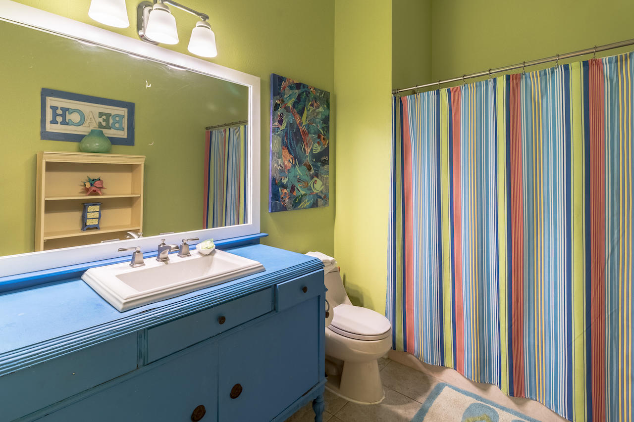 CRYSTAL BEACH - Residential