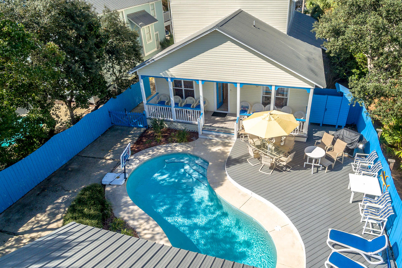 CRYSTAL BEACH - Residential