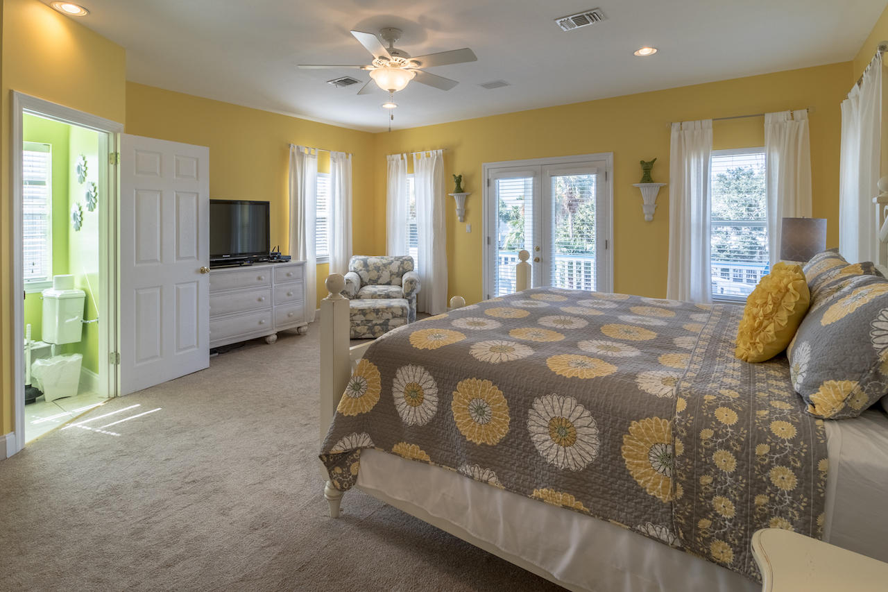 CRYSTAL BEACH - Residential