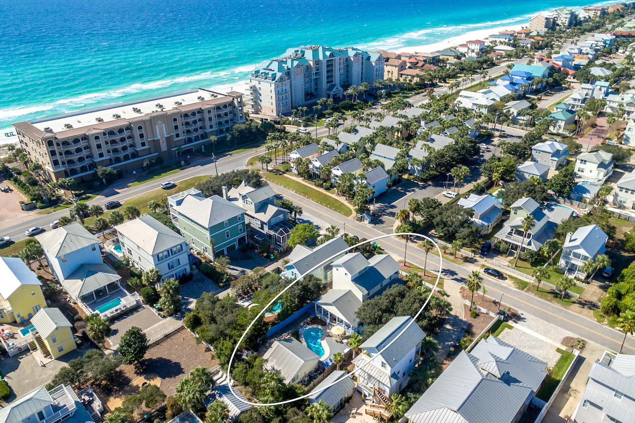 CRYSTAL BEACH - Residential