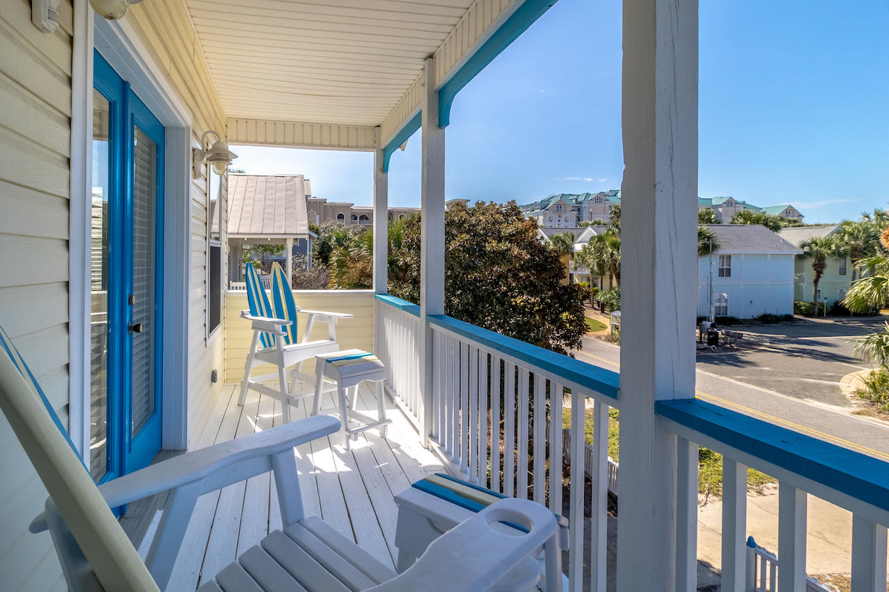 CRYSTAL BEACH - Residential