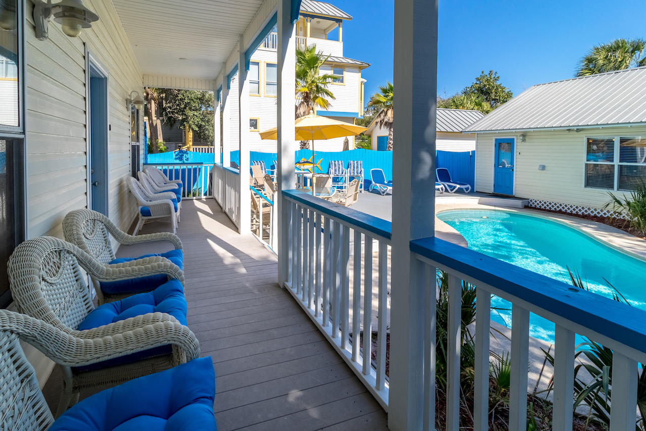 CRYSTAL BEACH - Residential