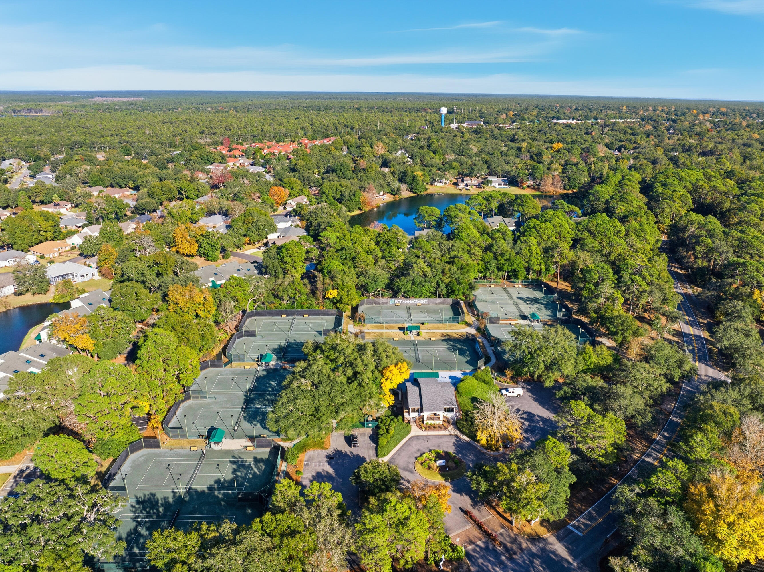 ROYAL OAK VILLAGE - Residential