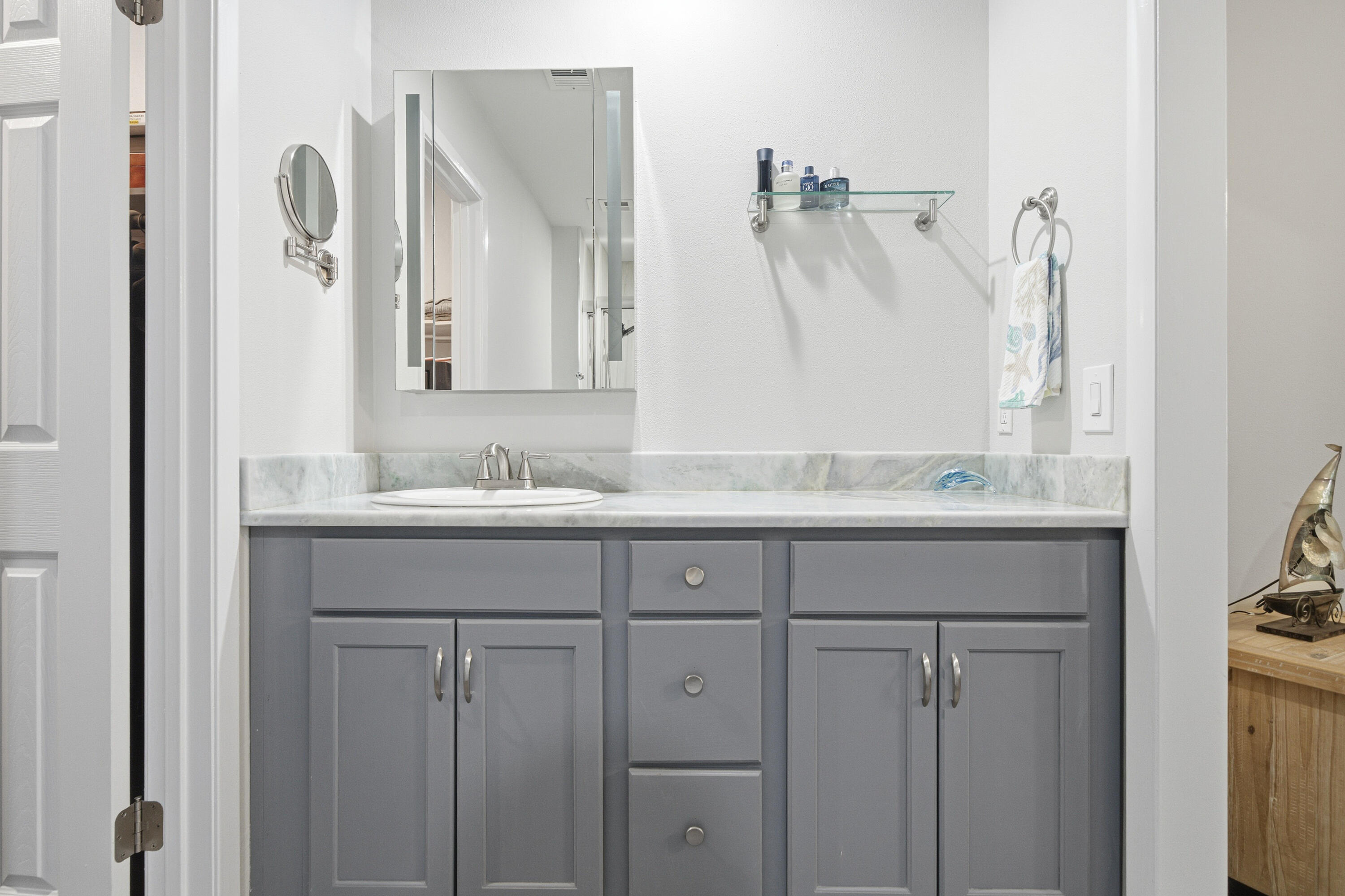 ROYAL OAK VILLAGE - Residential