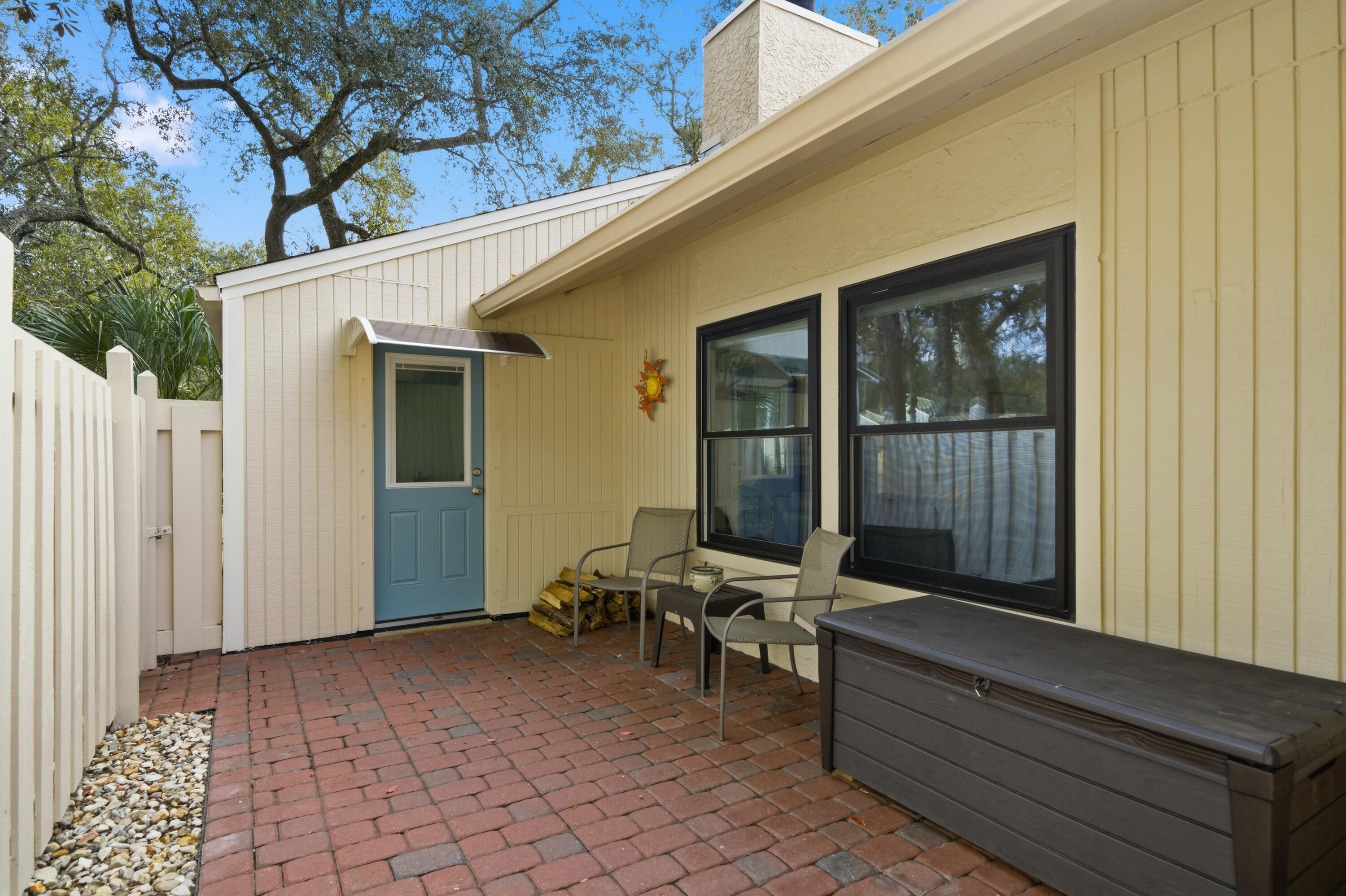 ROYAL OAK VILLAGE - Residential