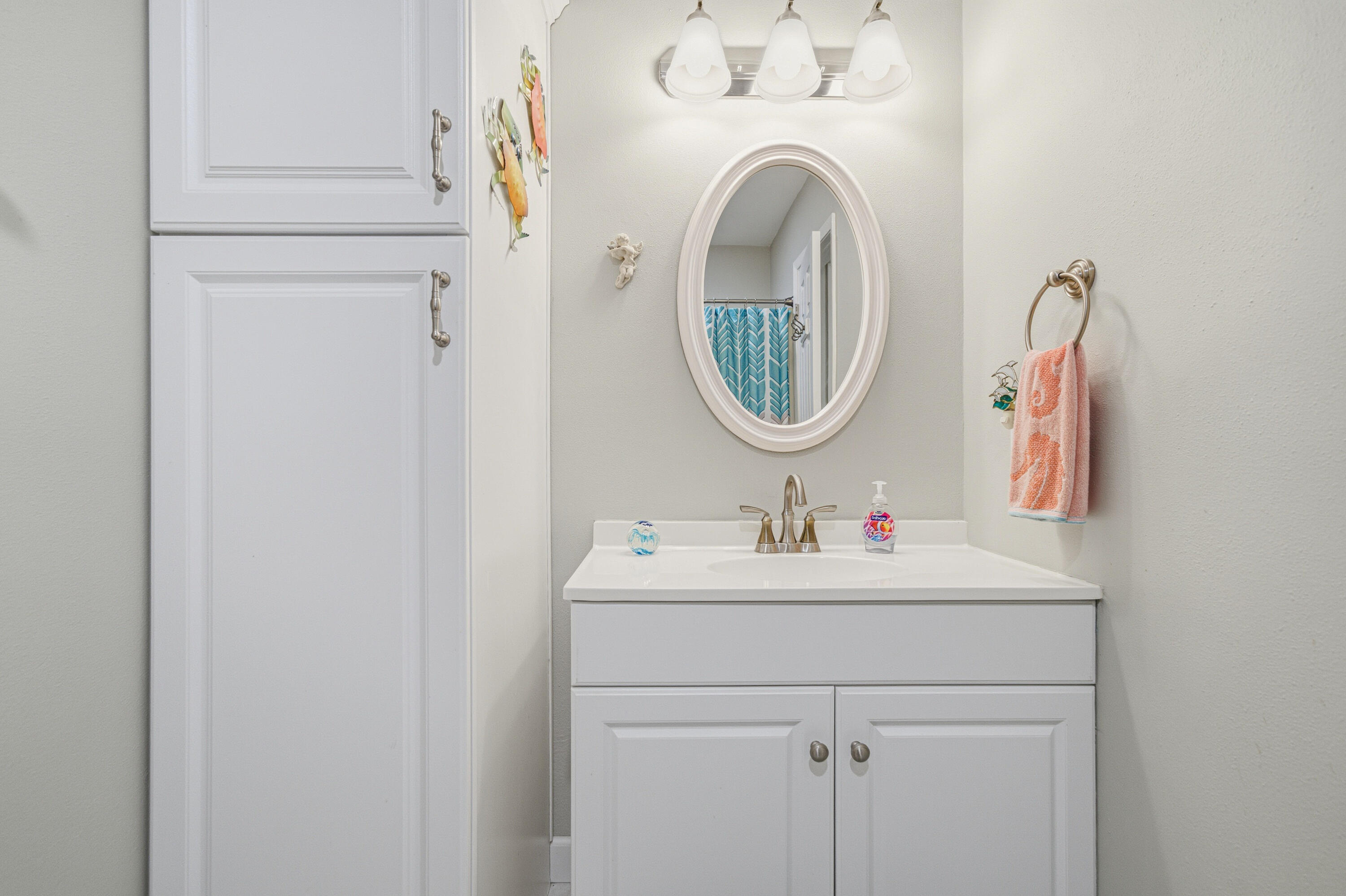 ROYAL OAK VILLAGE - Residential