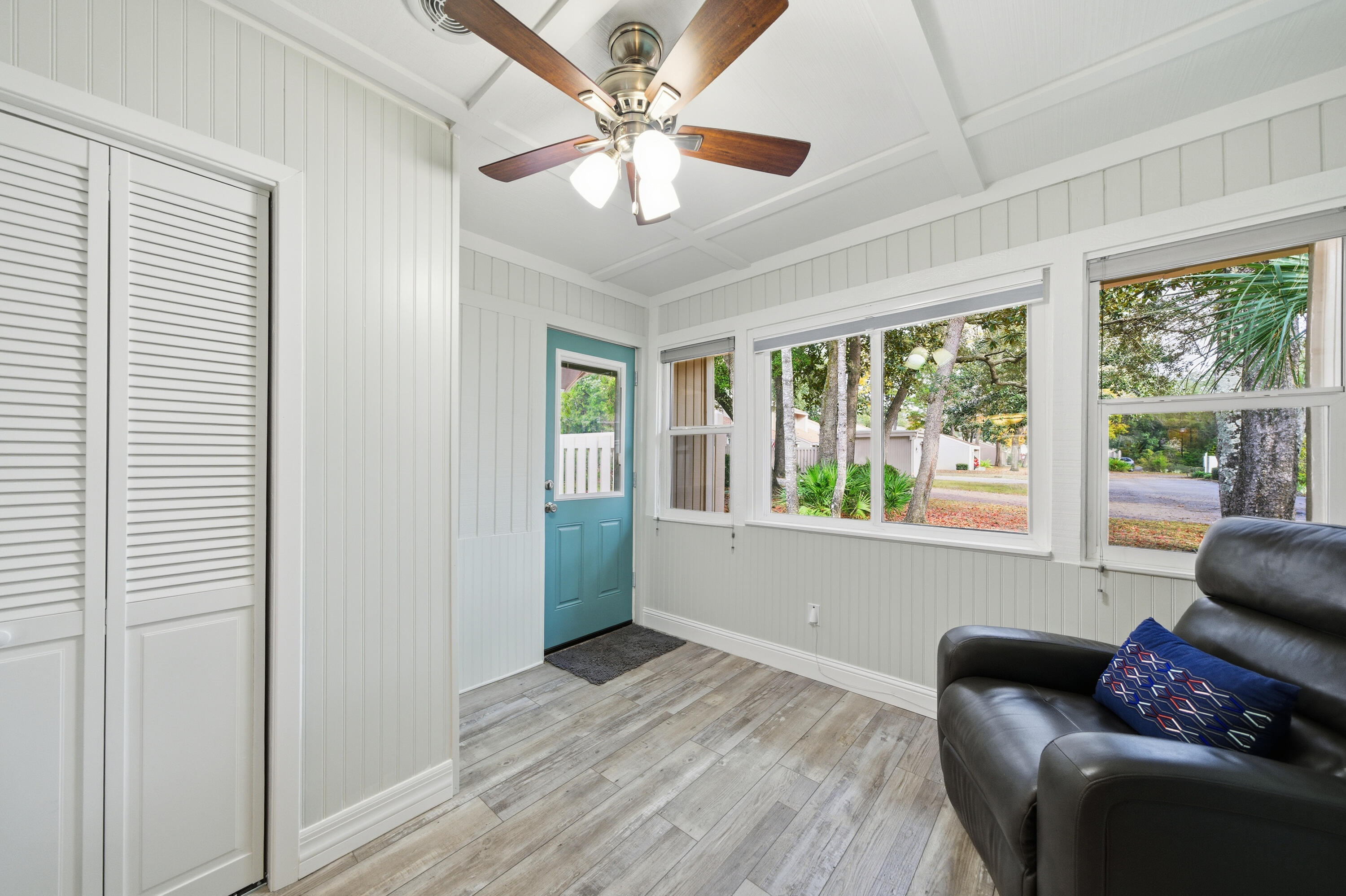 ROYAL OAK VILLAGE - Residential