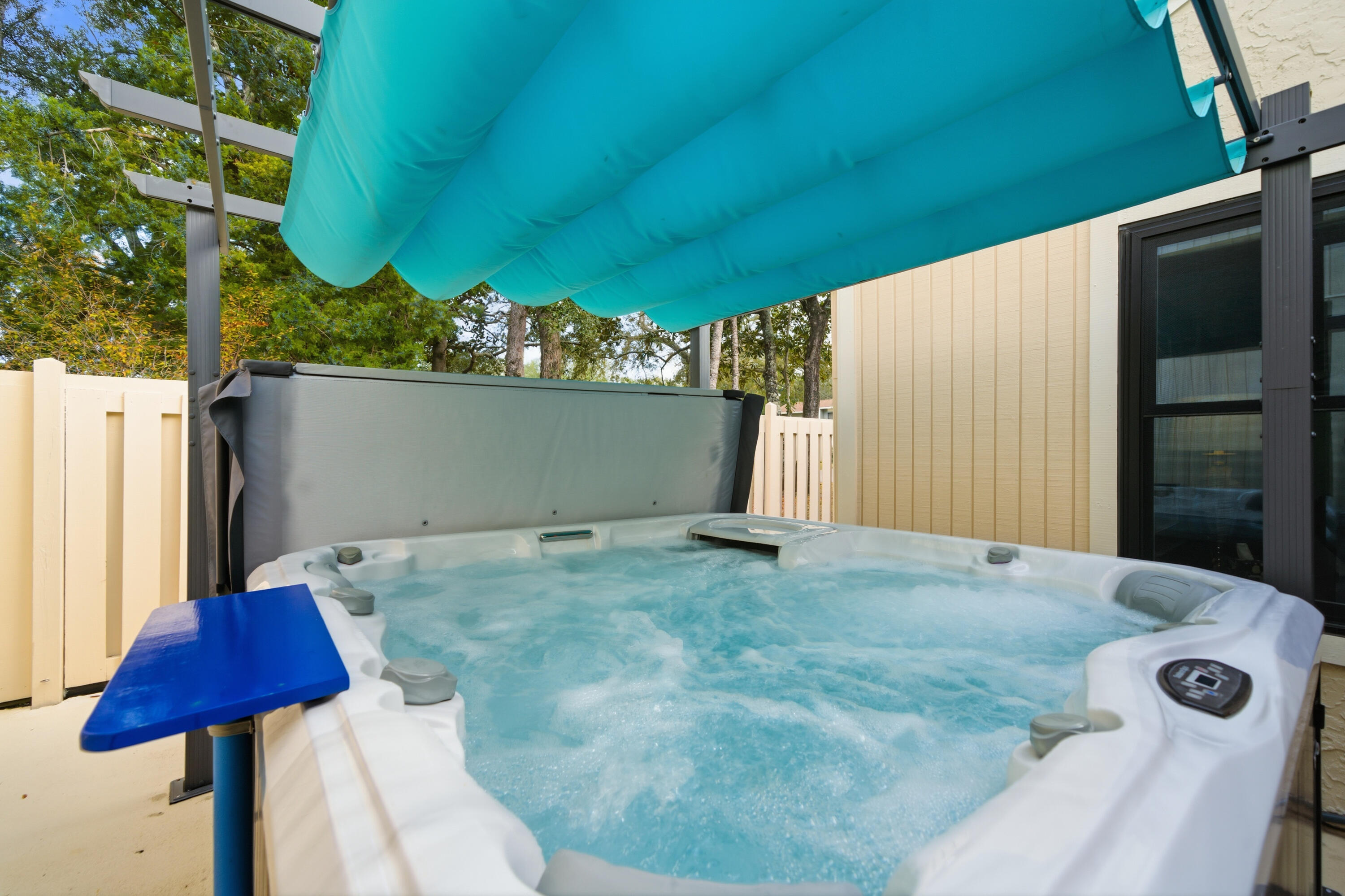 ROYAL OAK VILLAGE - Residential