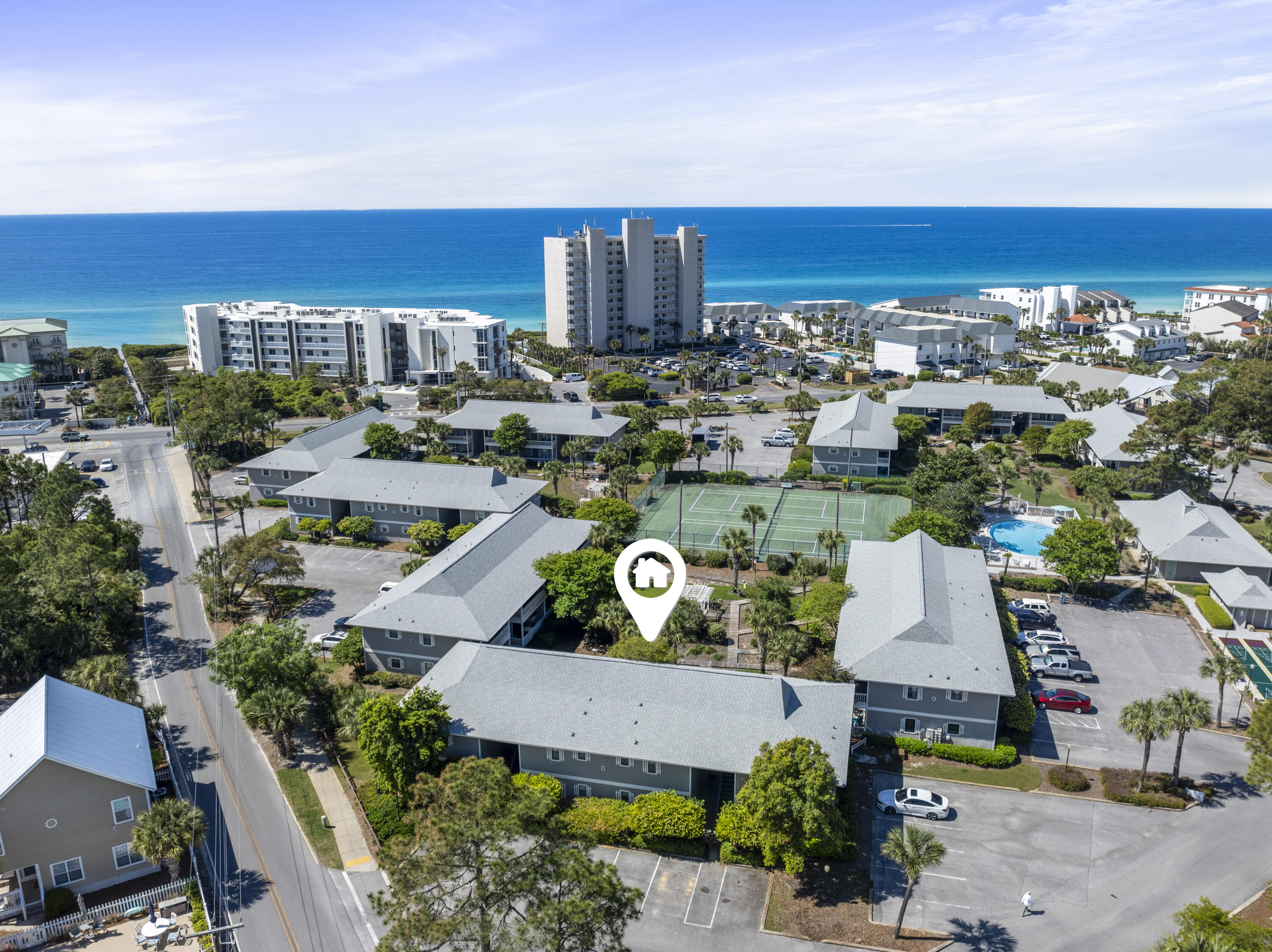 BEACHWOOD VILLAS CONDO - Residential