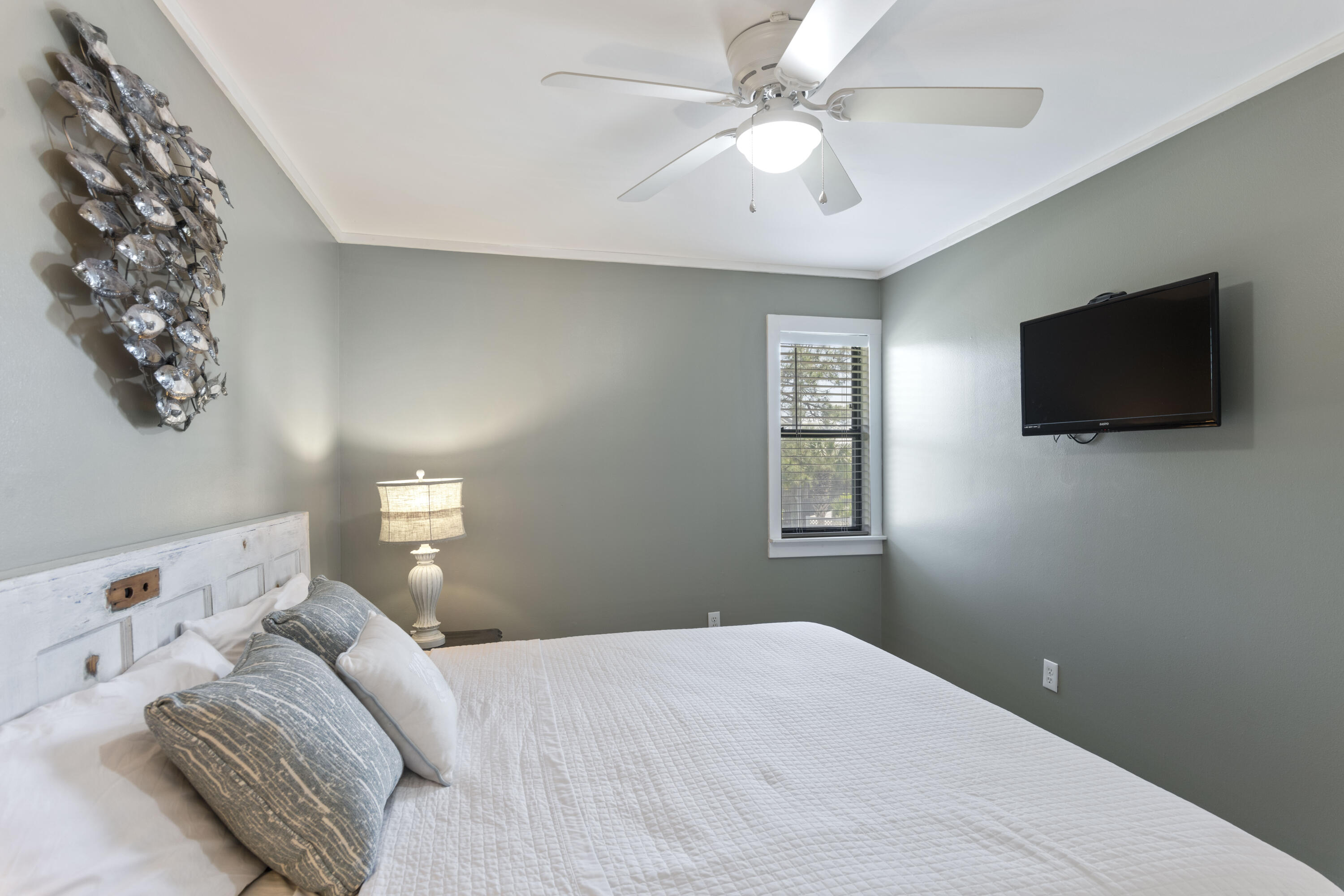 BEACHWOOD VILLAS CONDO - Residential