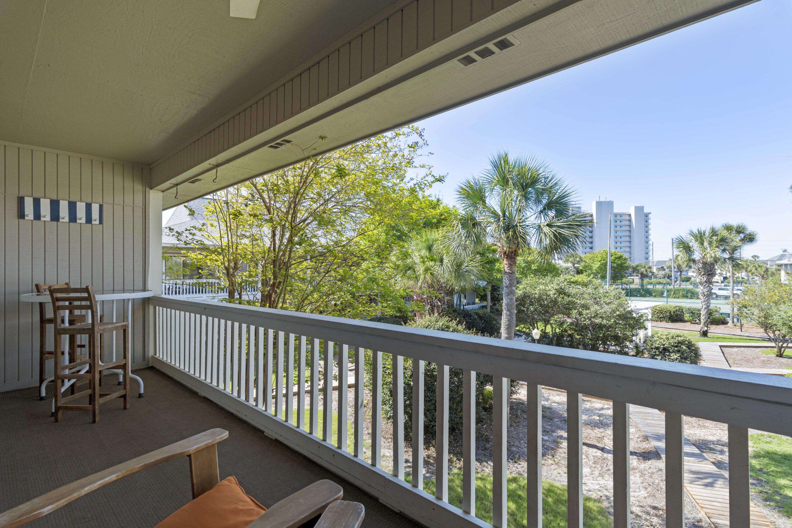 BEACHWOOD VILLAS CONDO - Residential