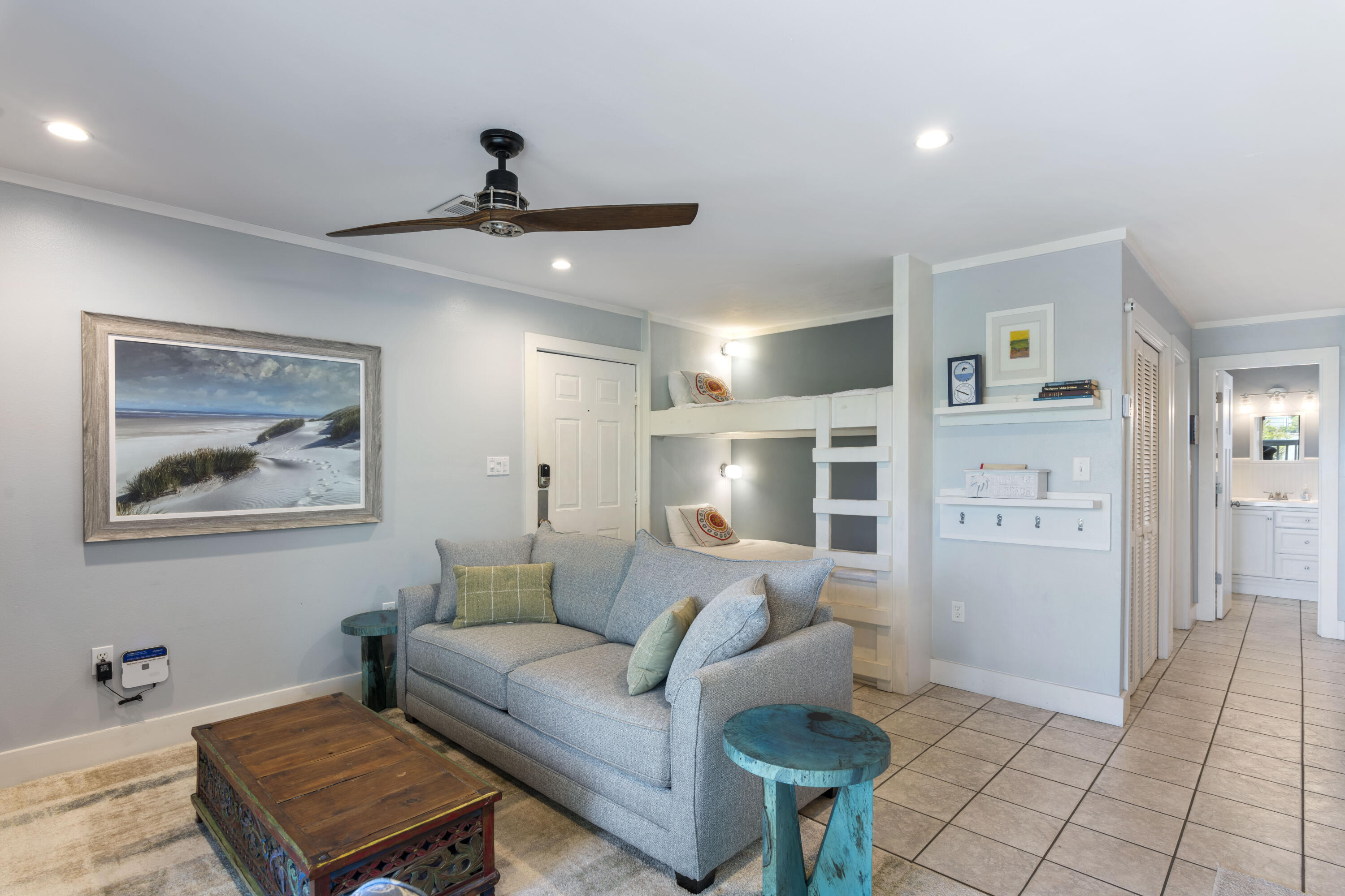BEACHWOOD VILLAS CONDO - Residential